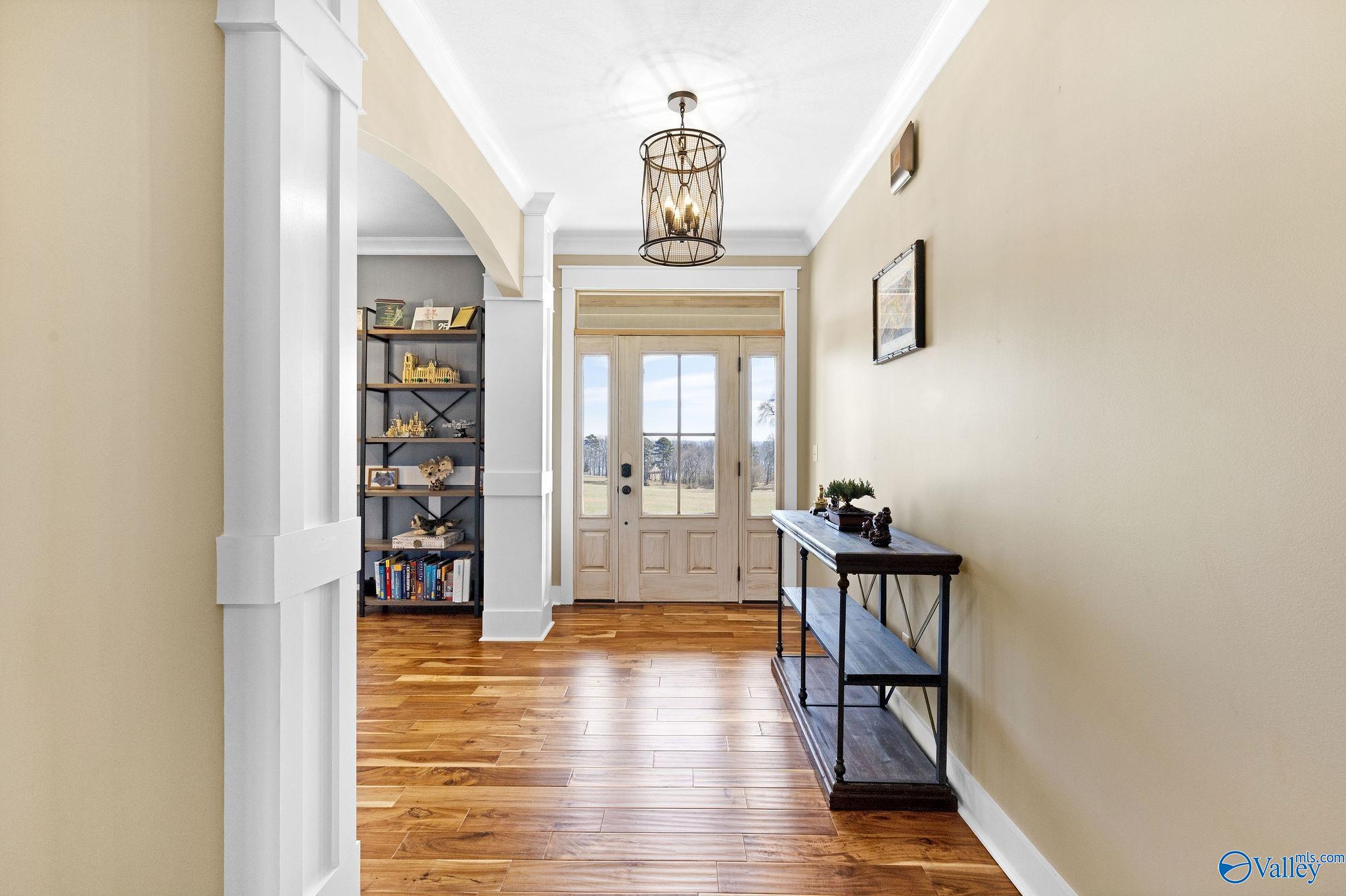 570 Mountain Heights Ridge