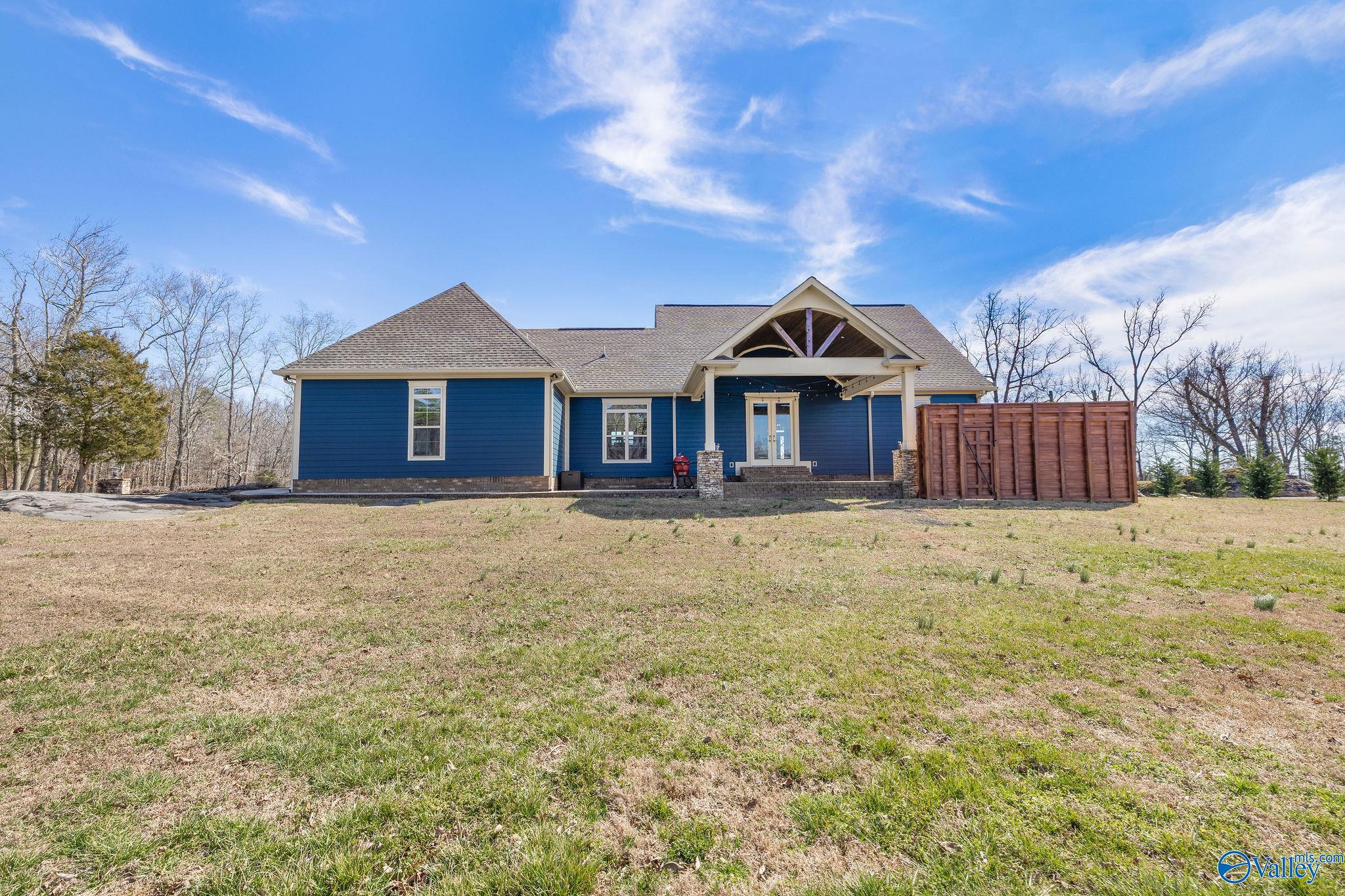 570 Mountain Heights Ridge