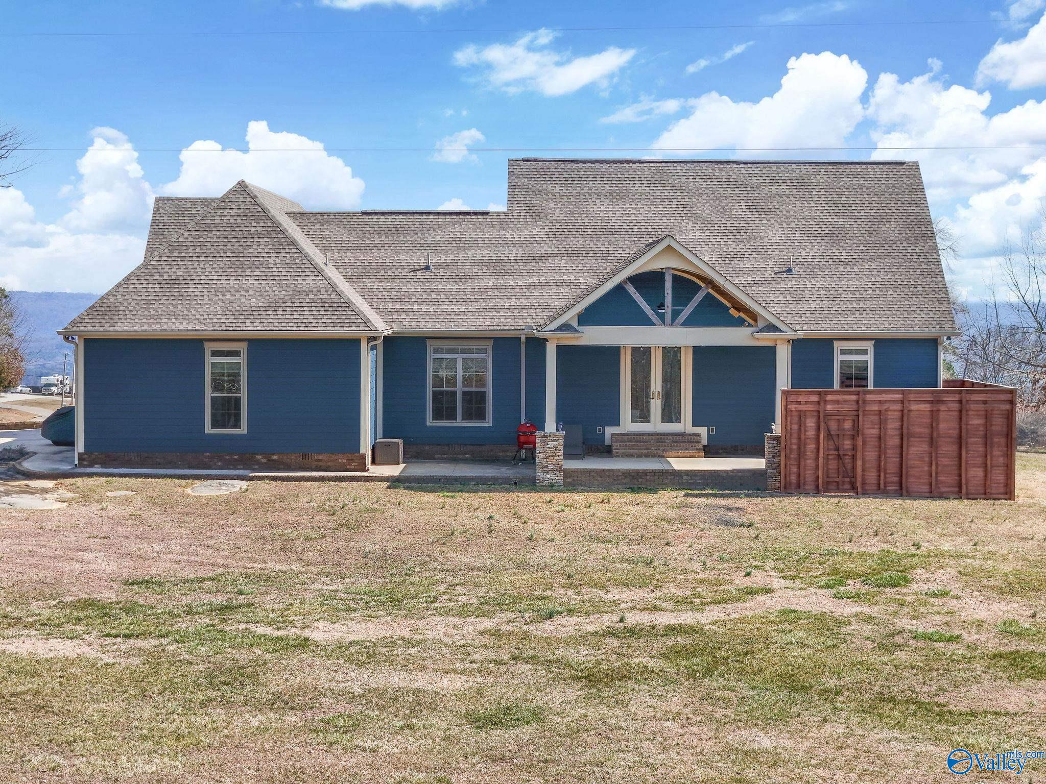 570 Mountain Heights Ridge