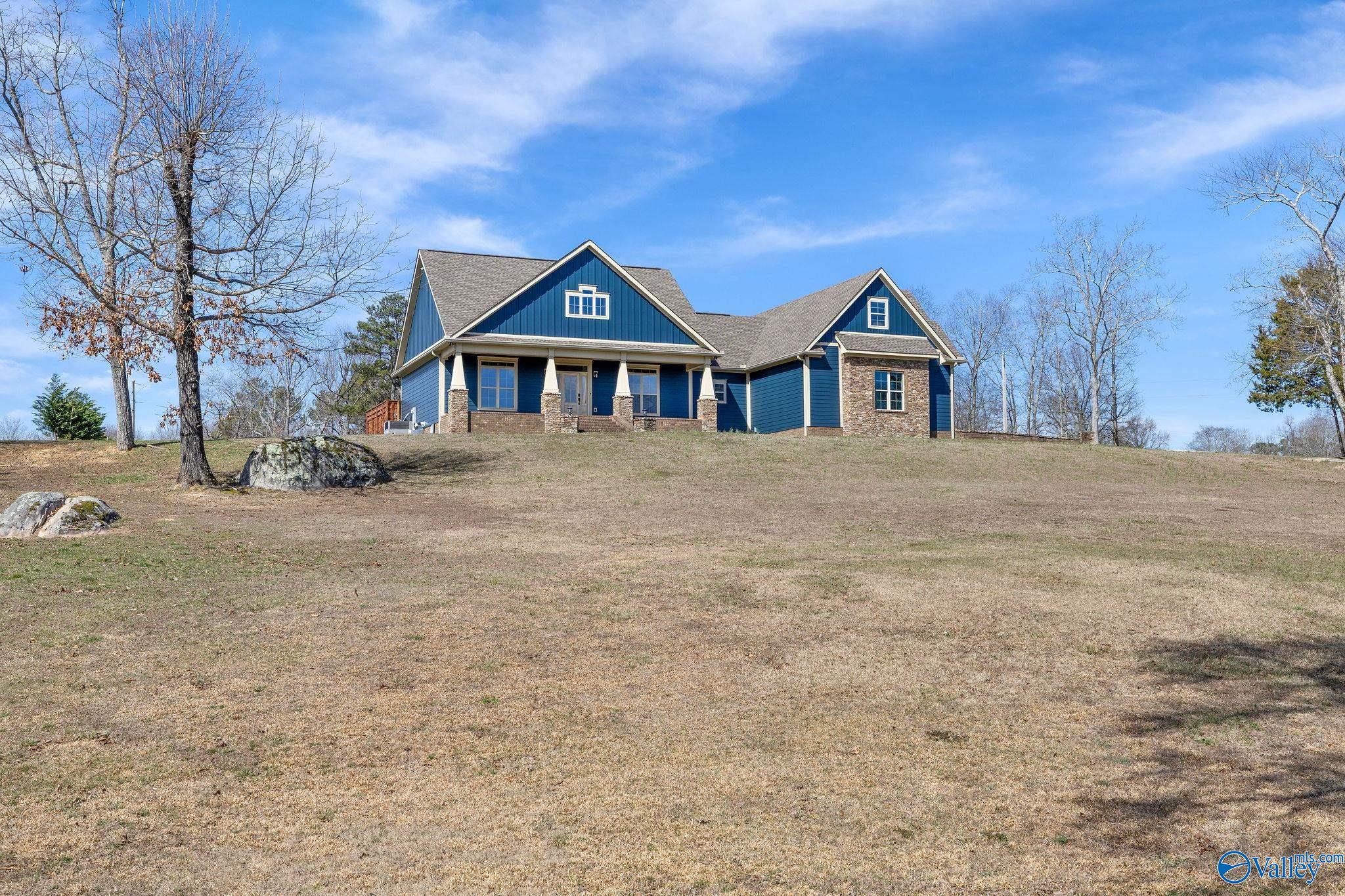 570 Mountain Heights Ridge