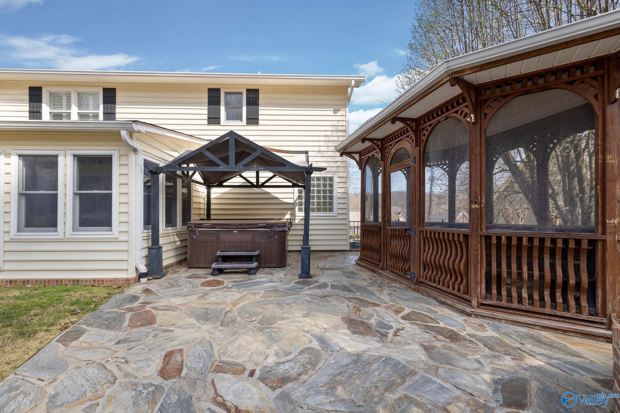 5501 Cedar Mill Drive