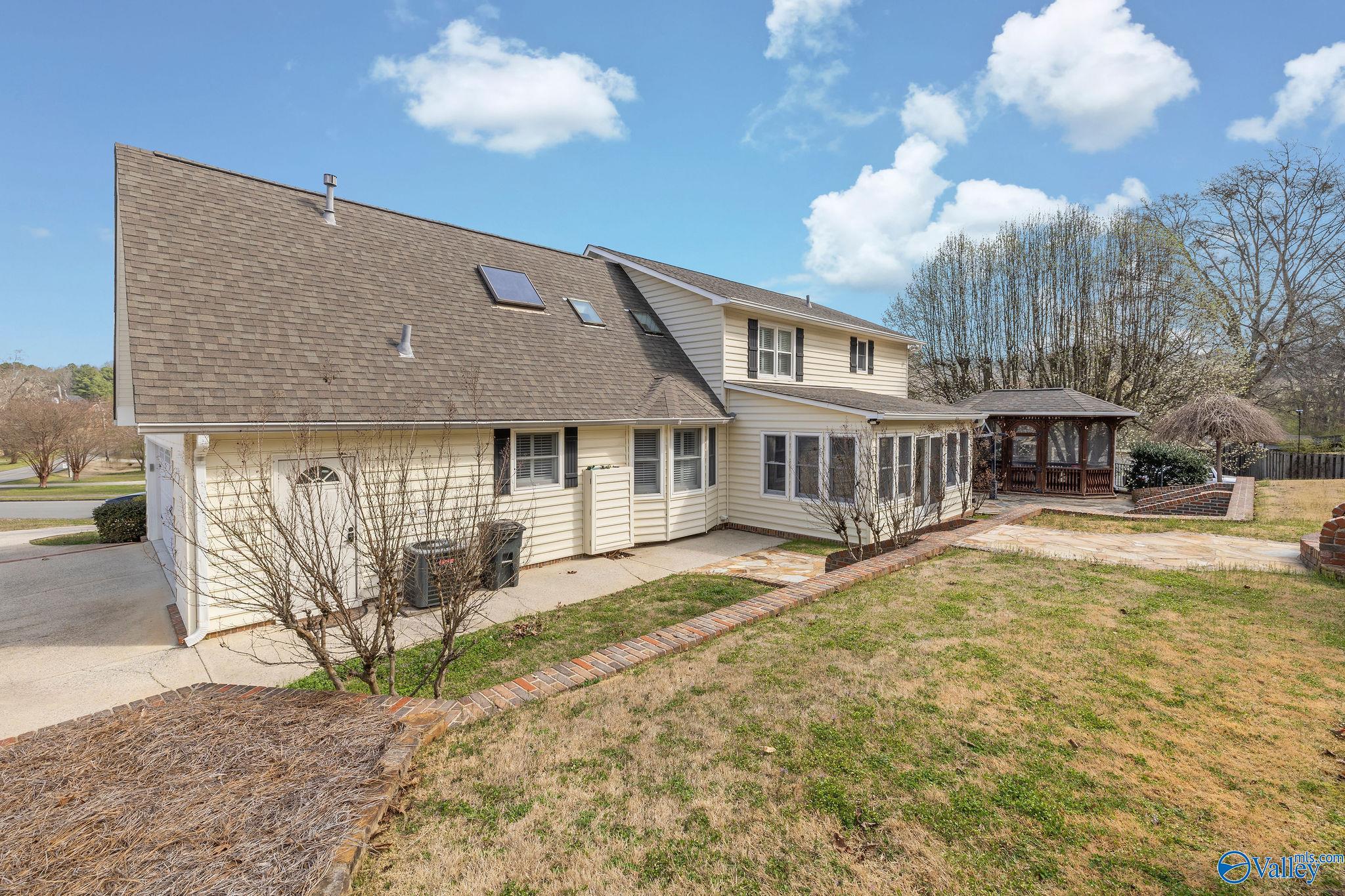 5501 Cedar Mill Drive