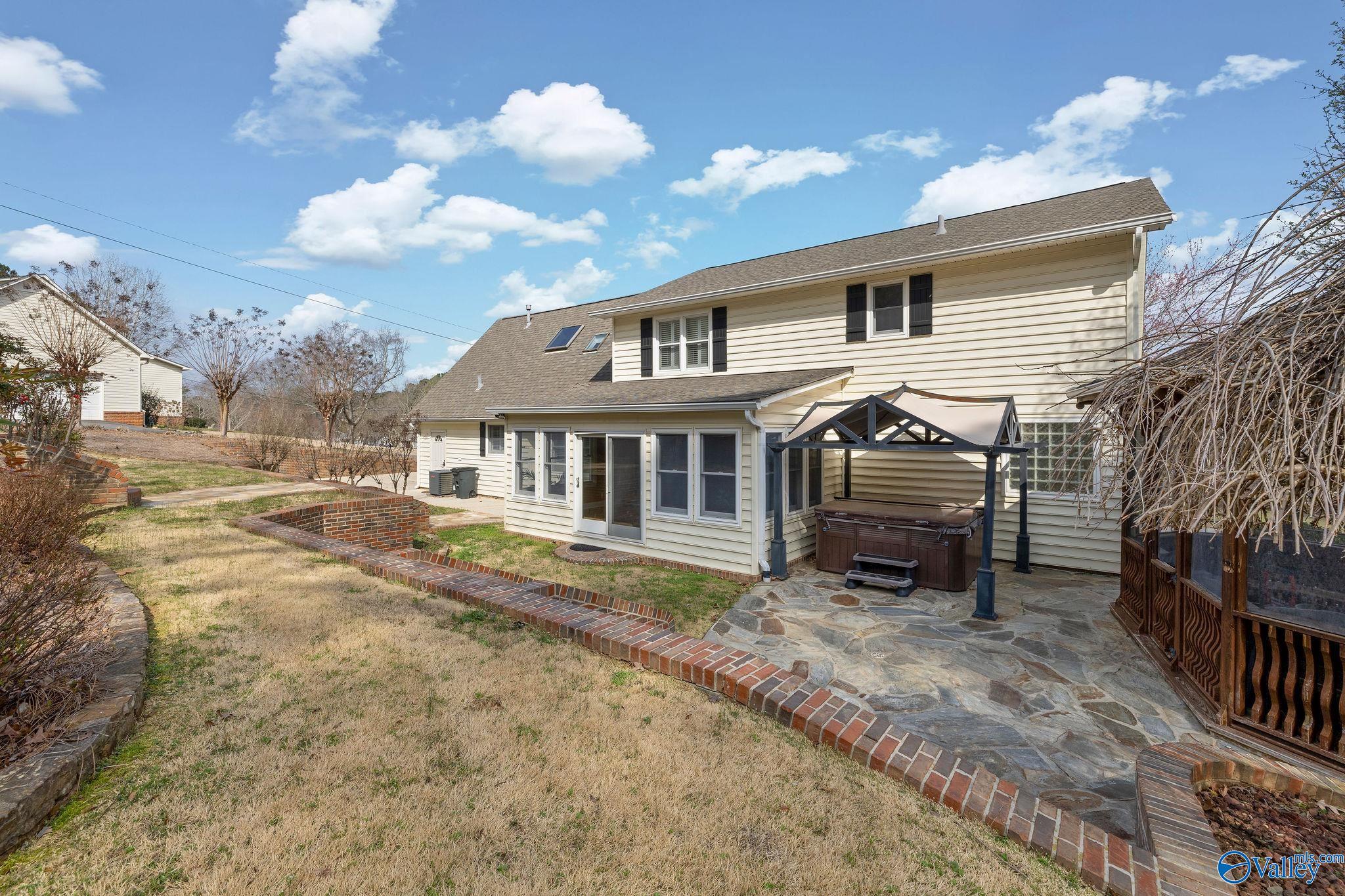 5501 Cedar Mill Drive