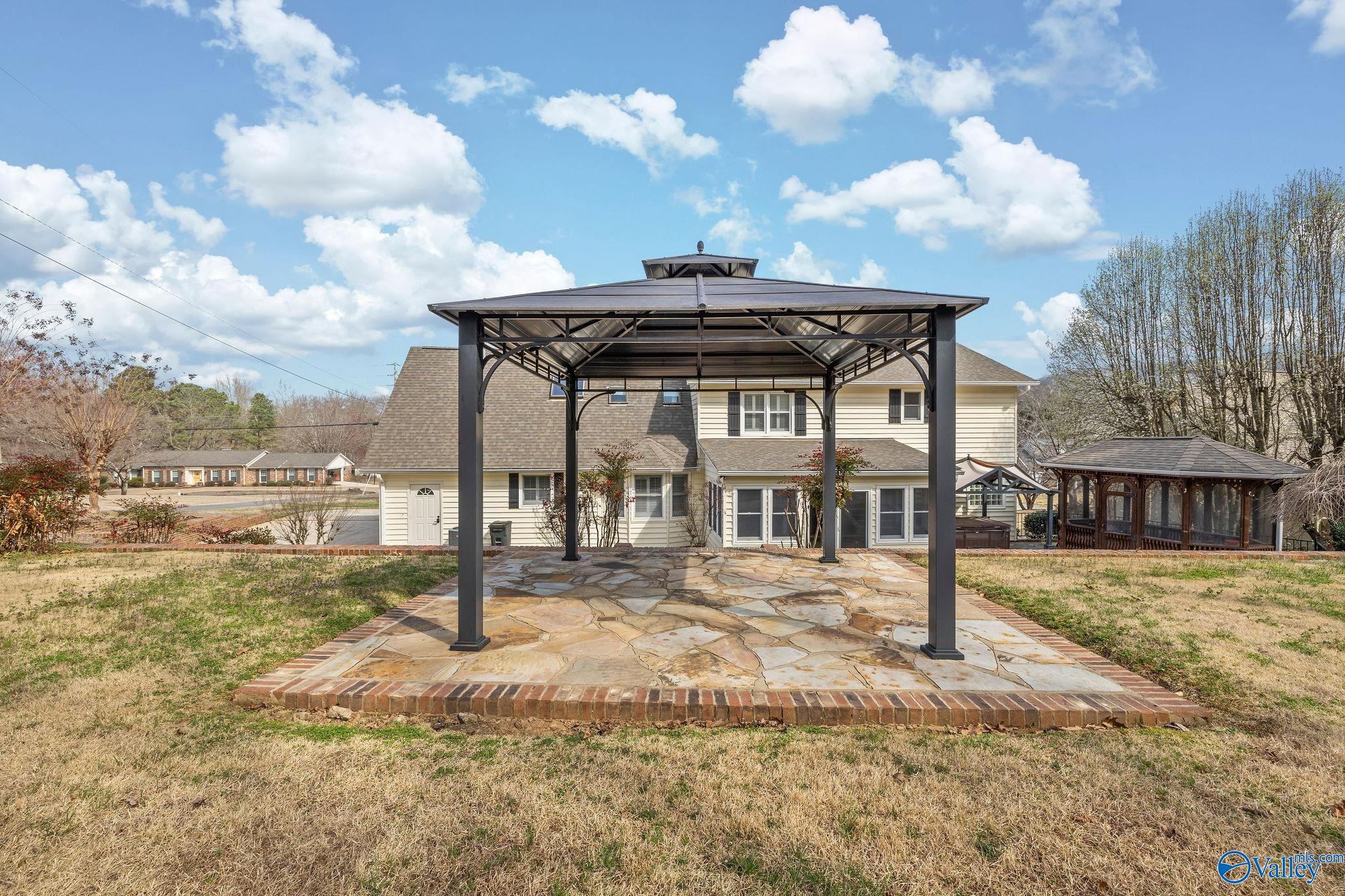 5501 Cedar Mill Drive