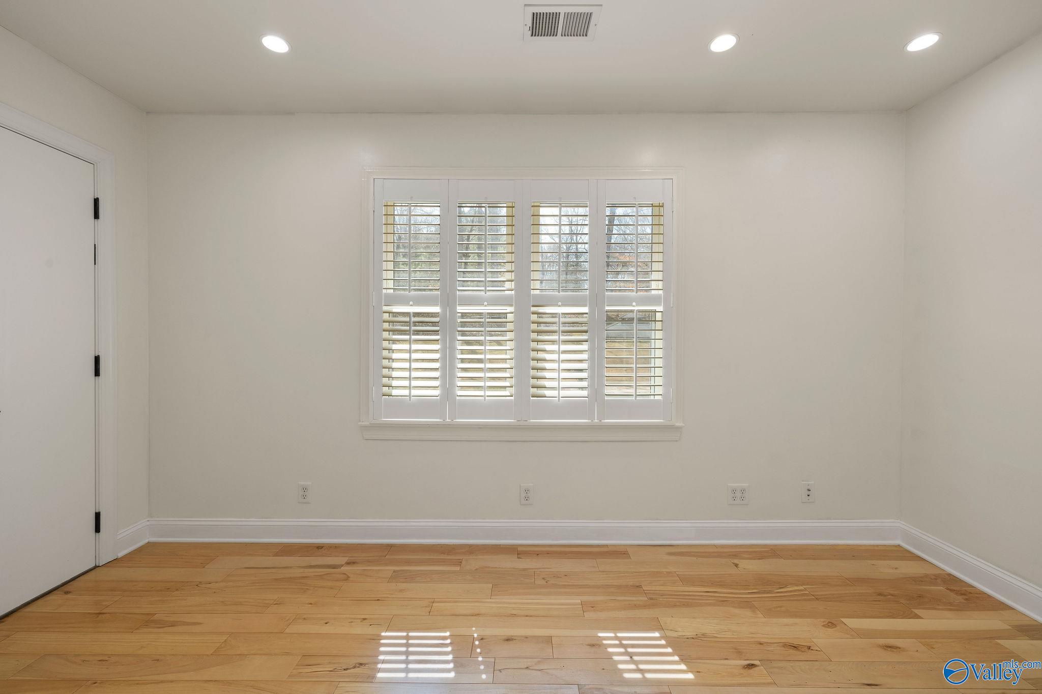 5501 Cedar Mill Drive