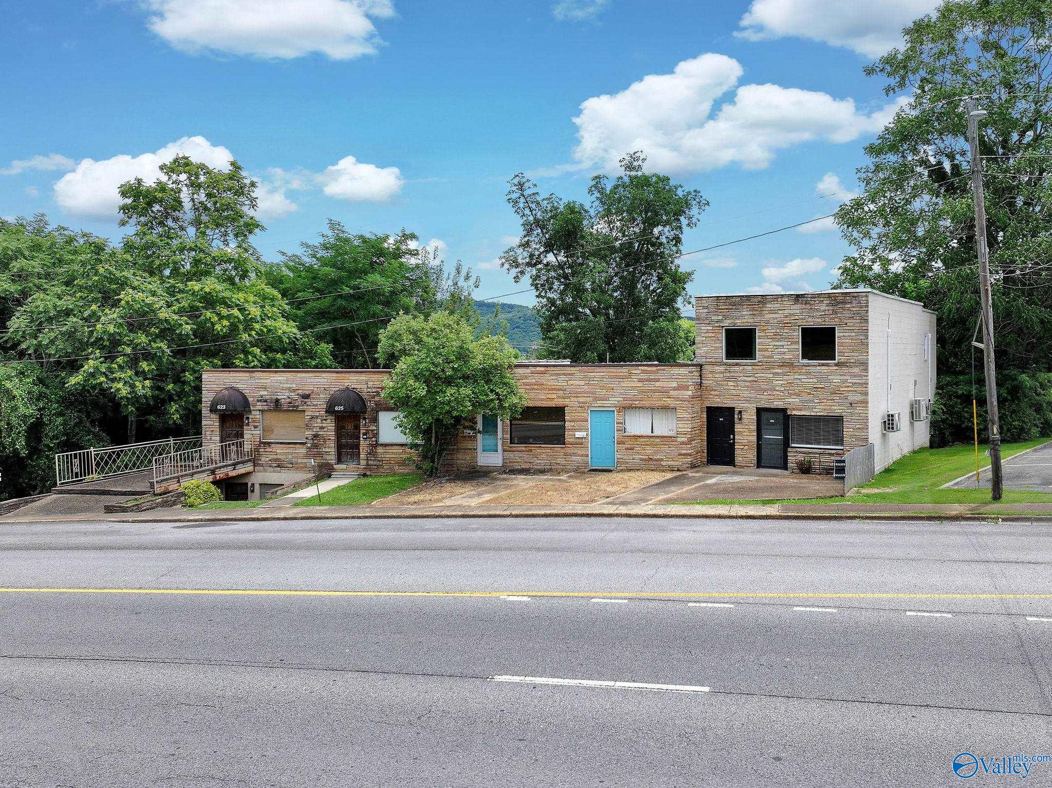 627 Gunter Avenue
