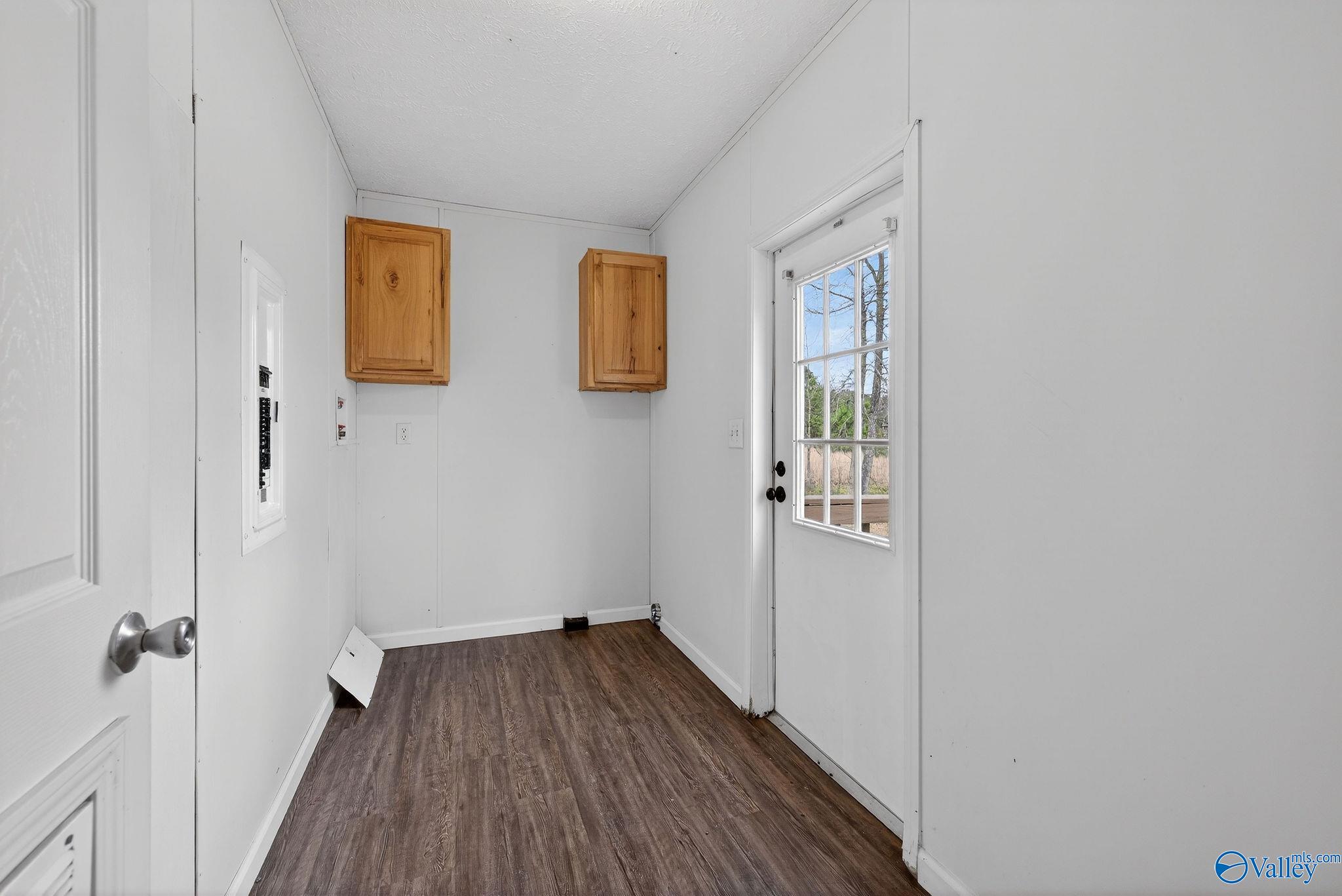1295 Terrell Road