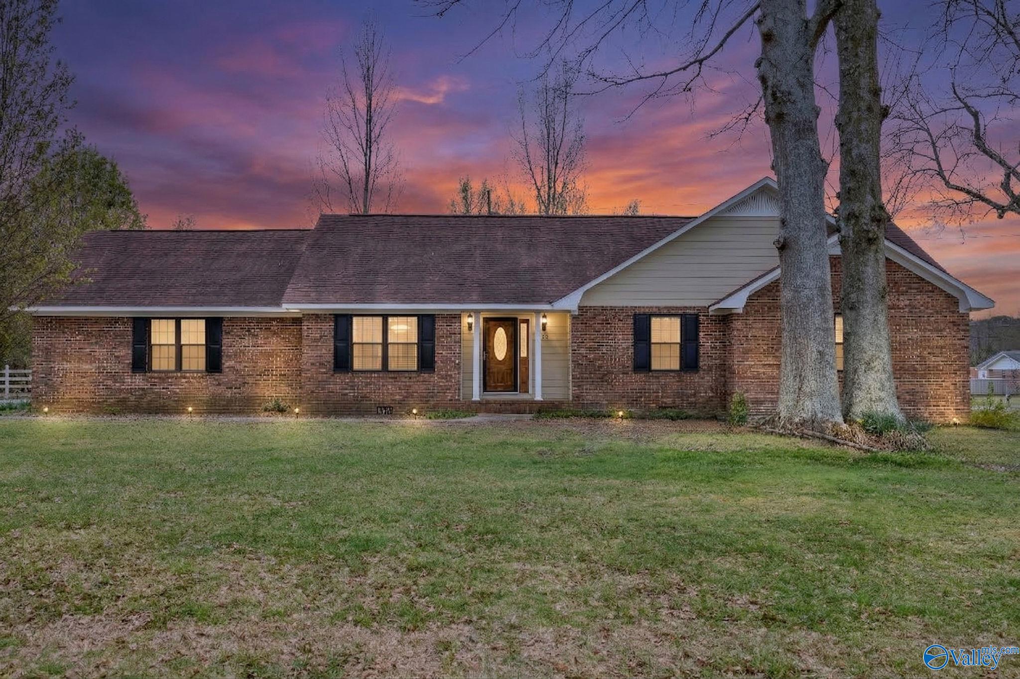 900 Section Line Road