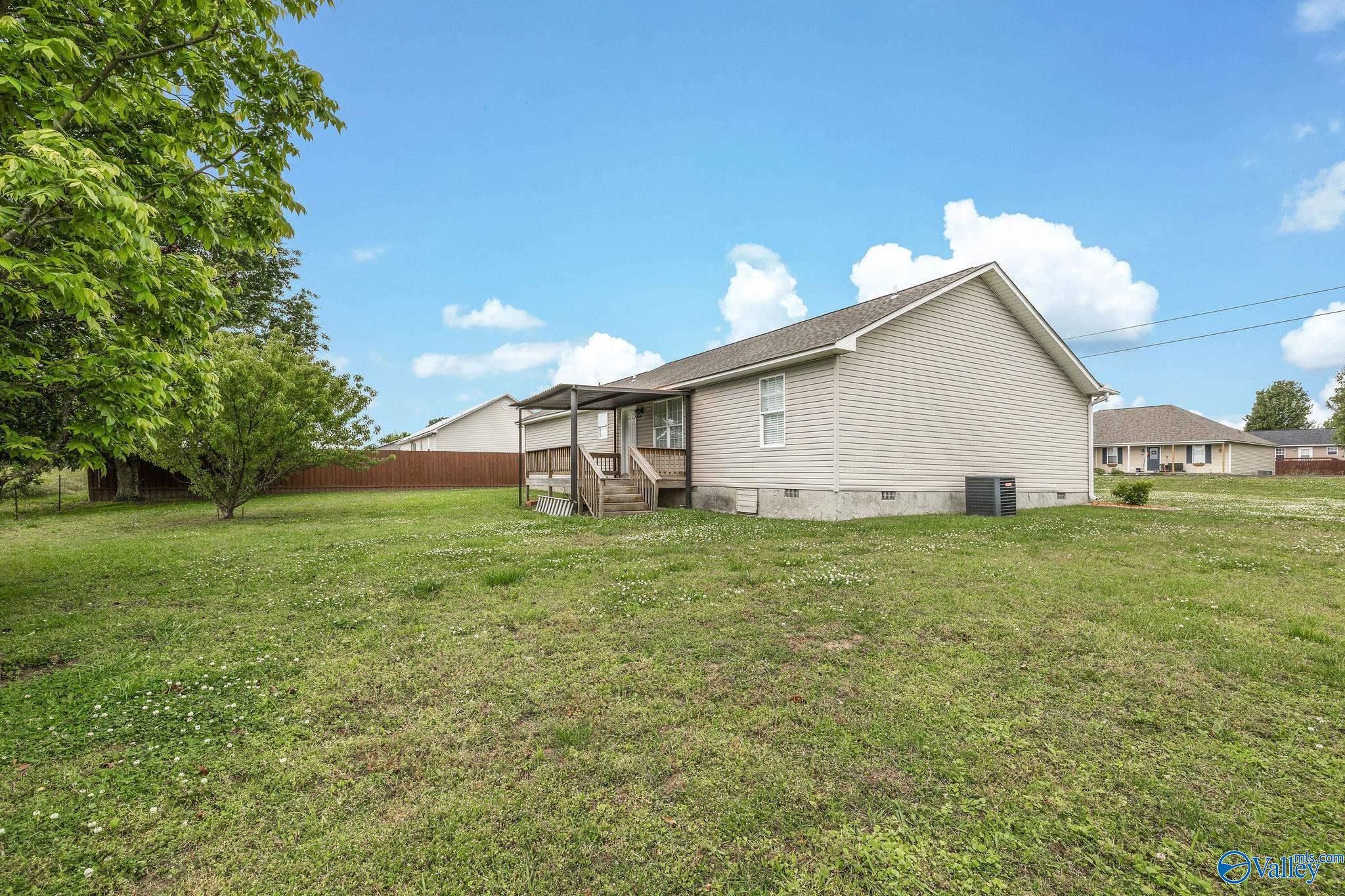 43 Devon Circle