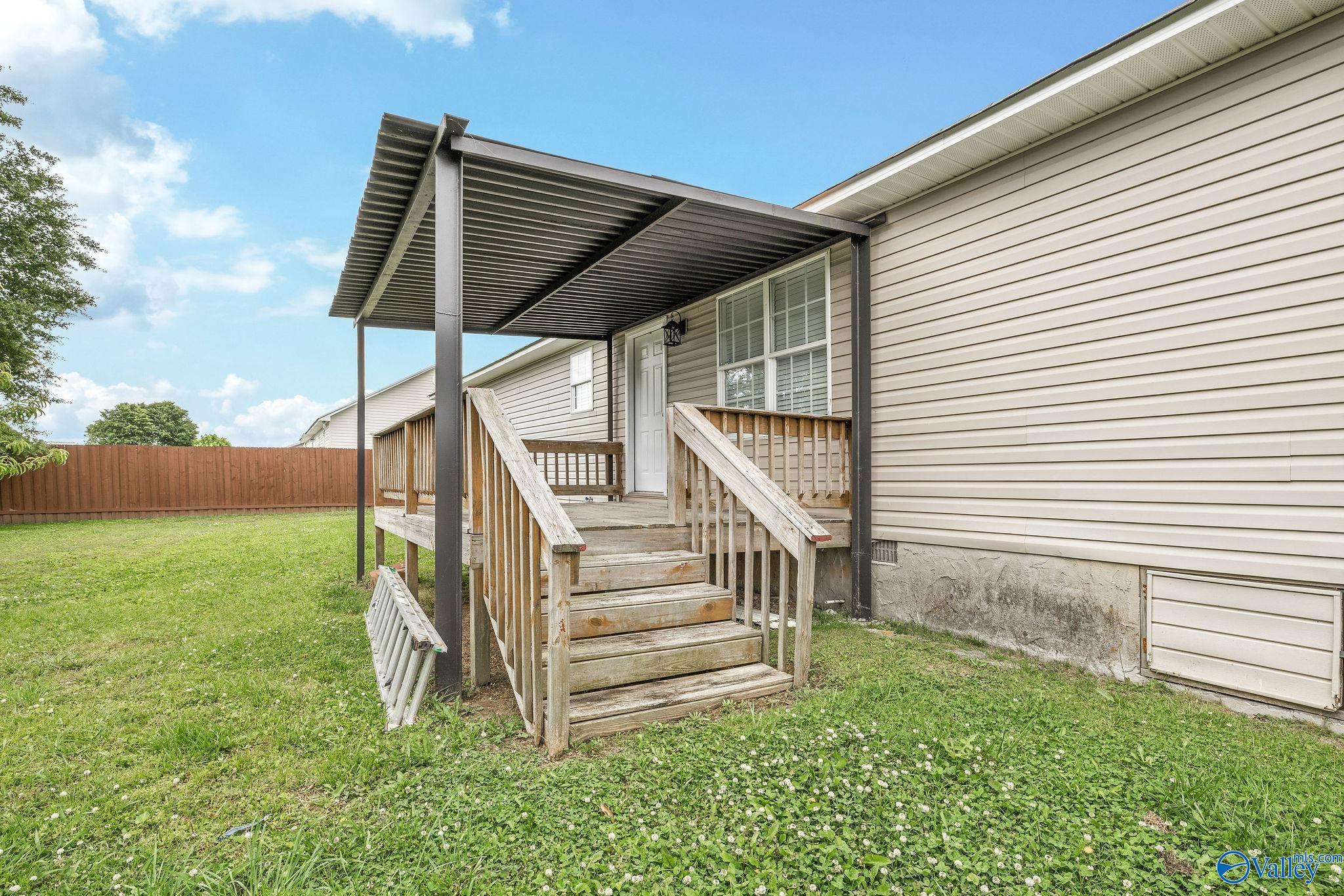 43 Devon Circle