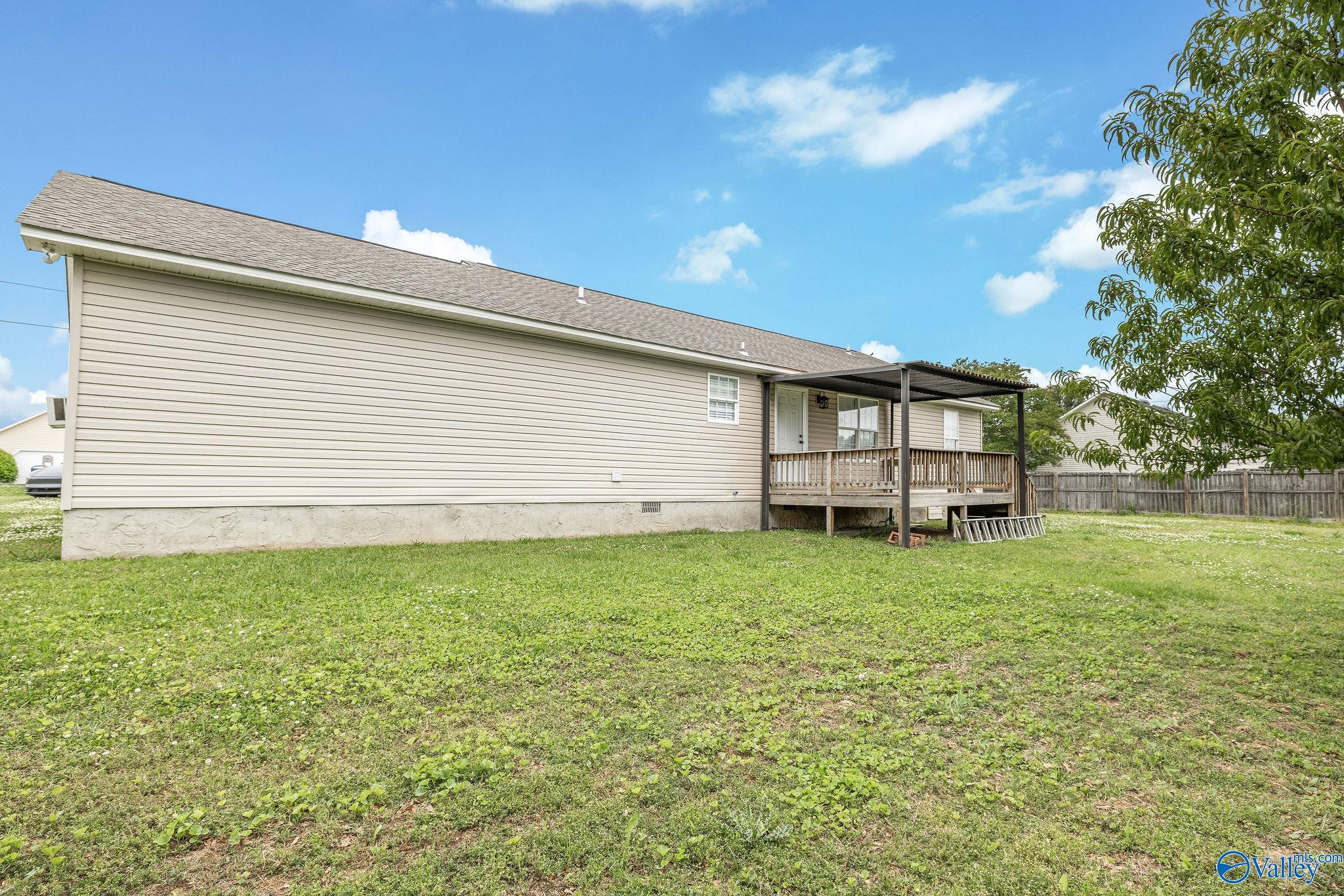43 Devon Circle