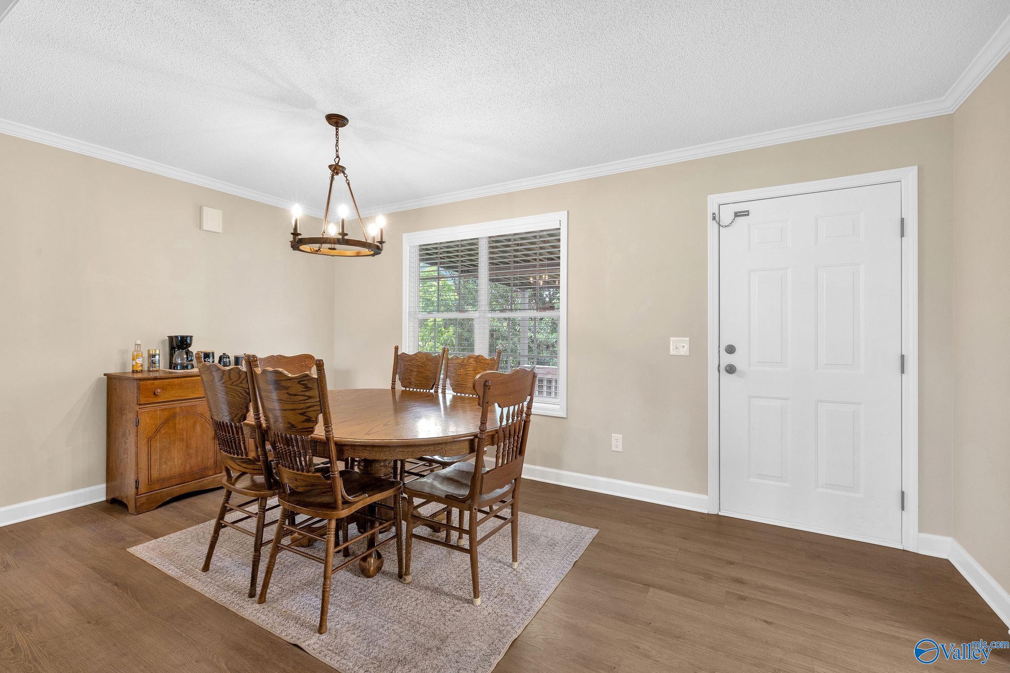 43 Devon Circle