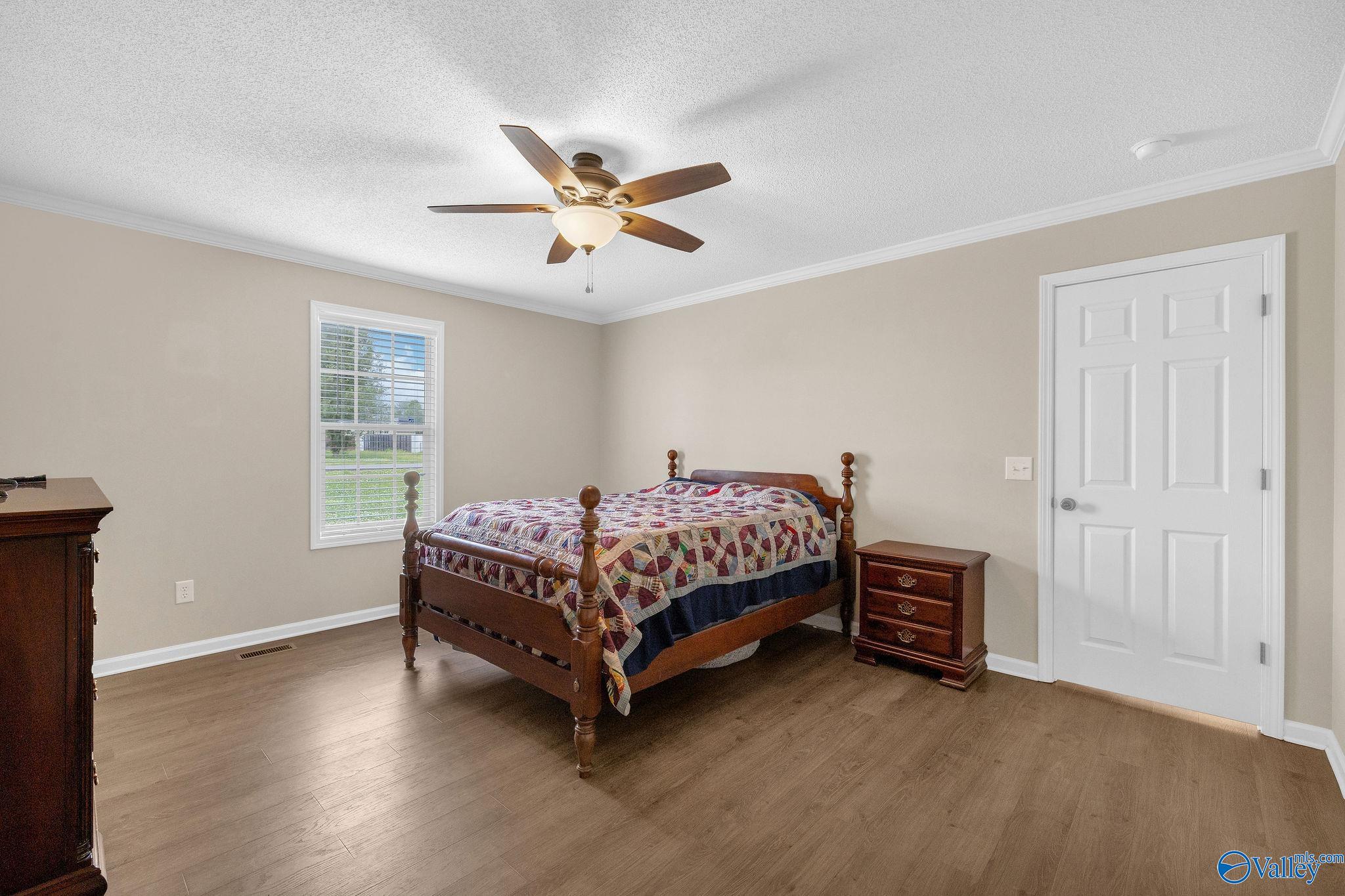 43 Devon Circle
