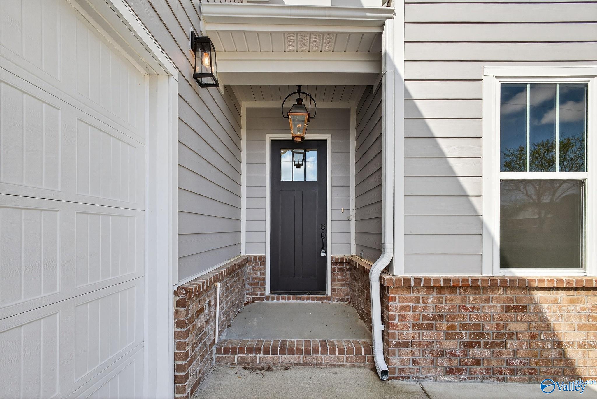 10541 Cedar Acres Lane