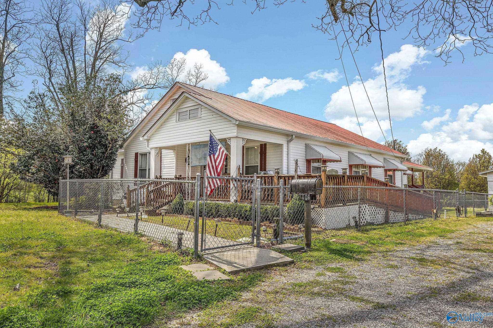 1006 North Carlisle Street