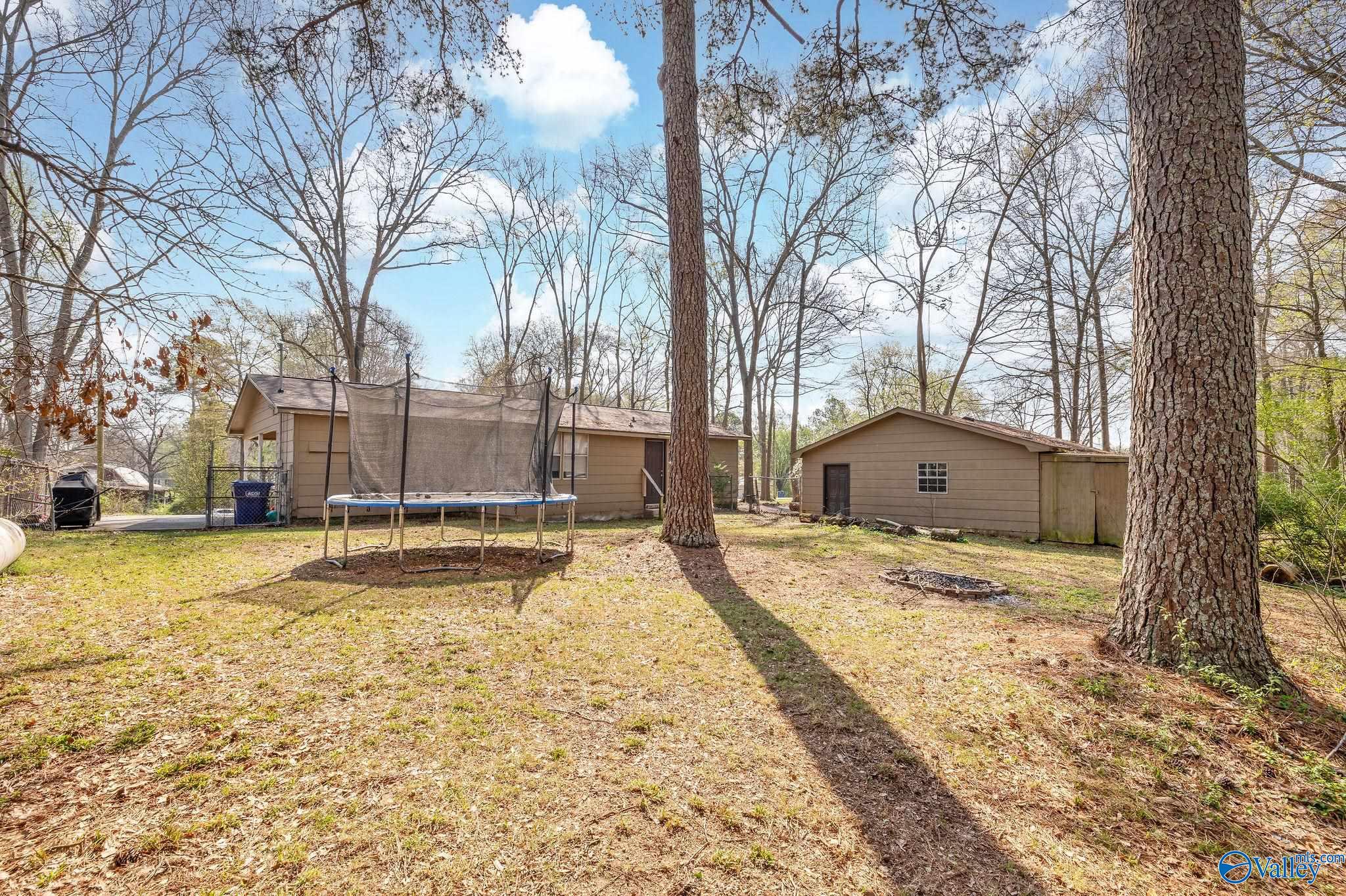 80 Pine Lane