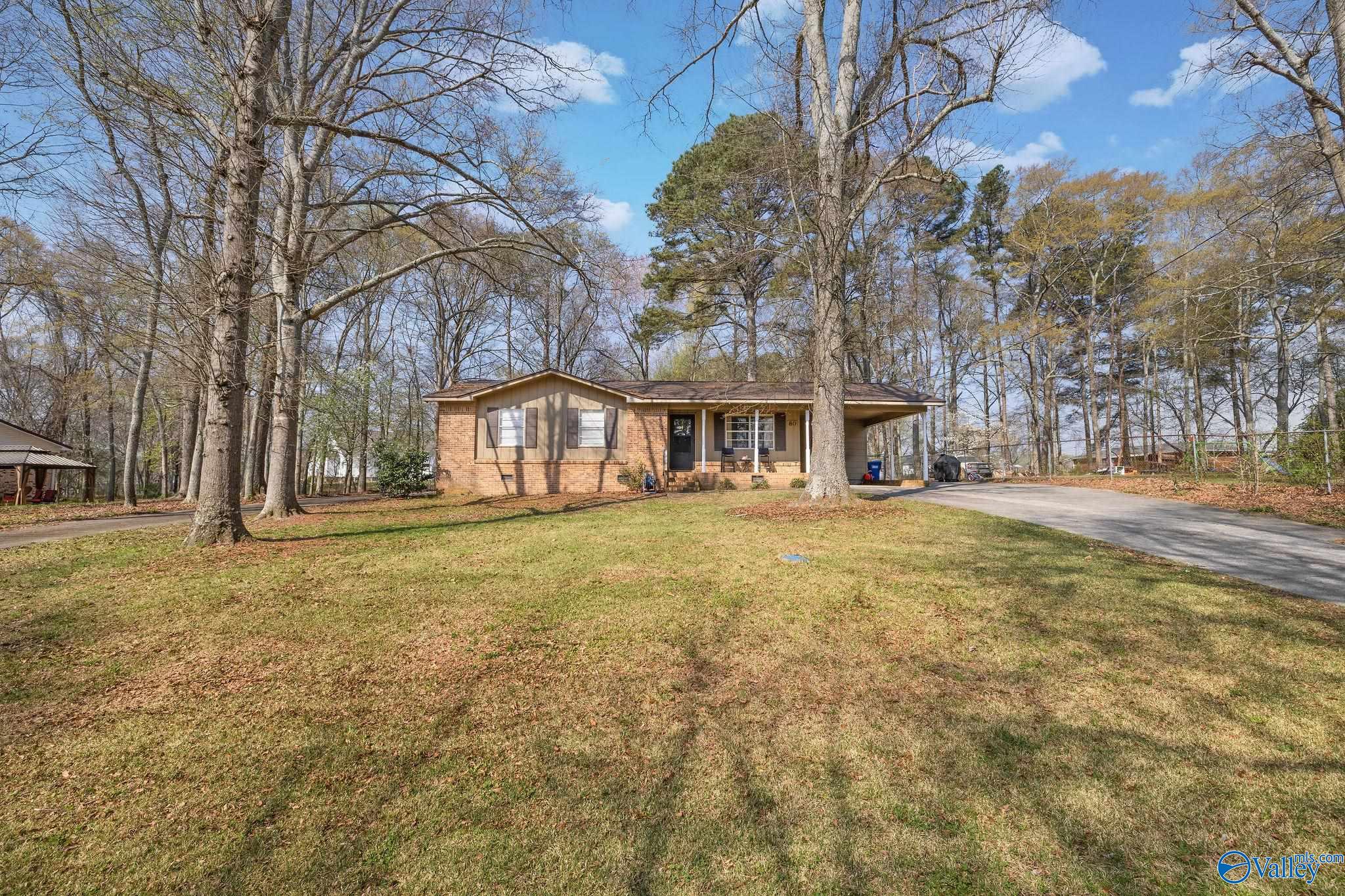 80 Pine Lane
