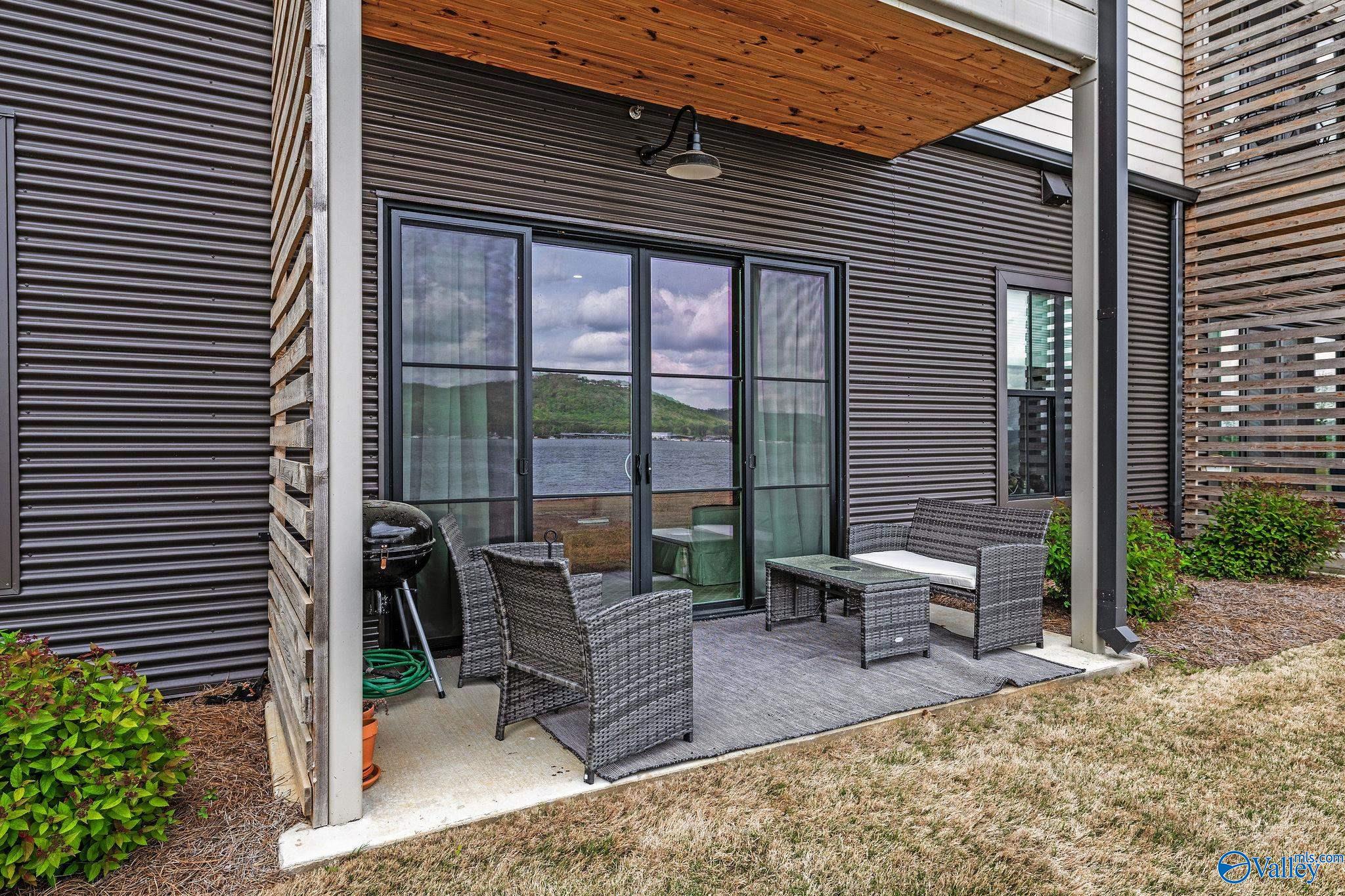 2699 Paddle Wheel Drive # 105