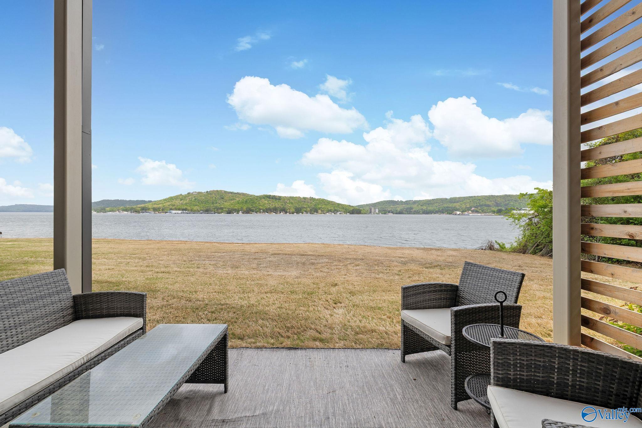 2699 Paddle Wheel Drive # 105