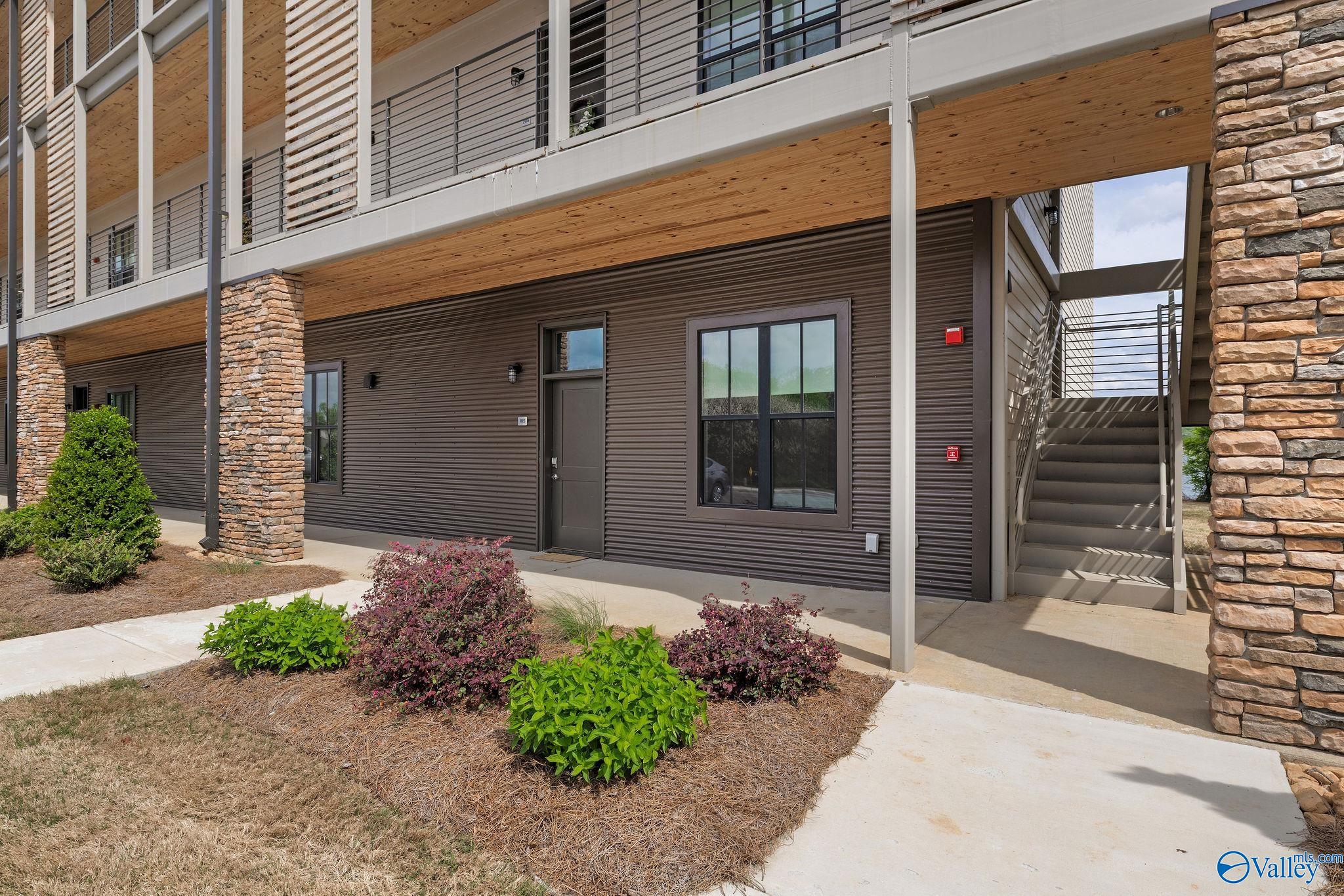 2699 Paddle Wheel Drive # 105