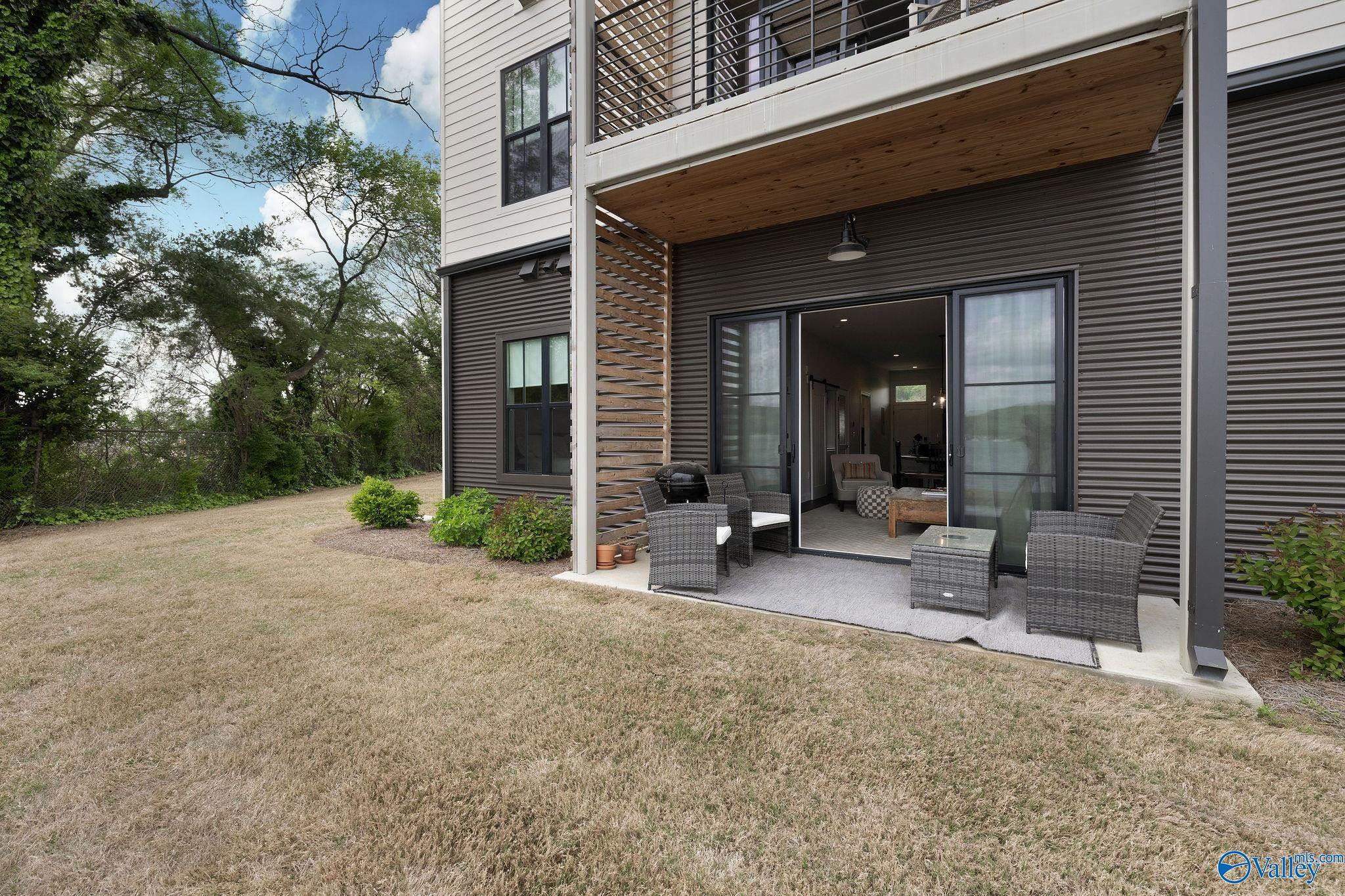 2699 Paddle Wheel Drive # 105