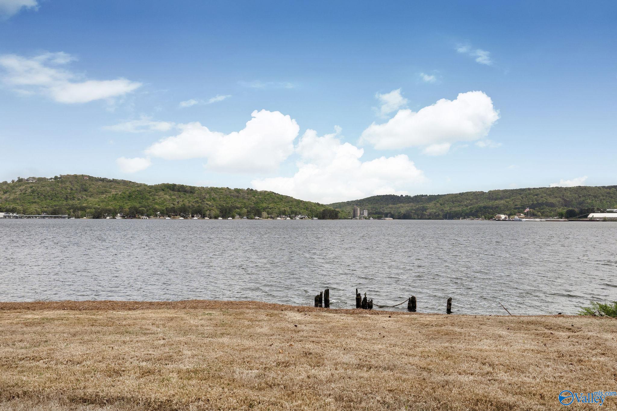 2699 Paddle Wheel Drive # 105