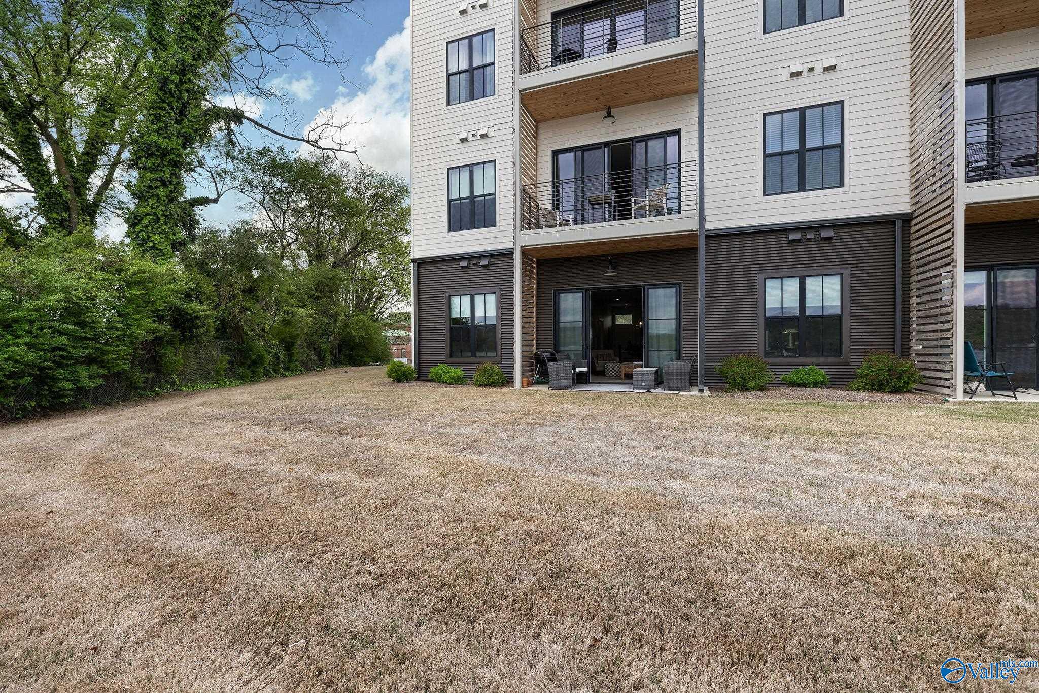 2699 Paddle Wheel Drive # 105