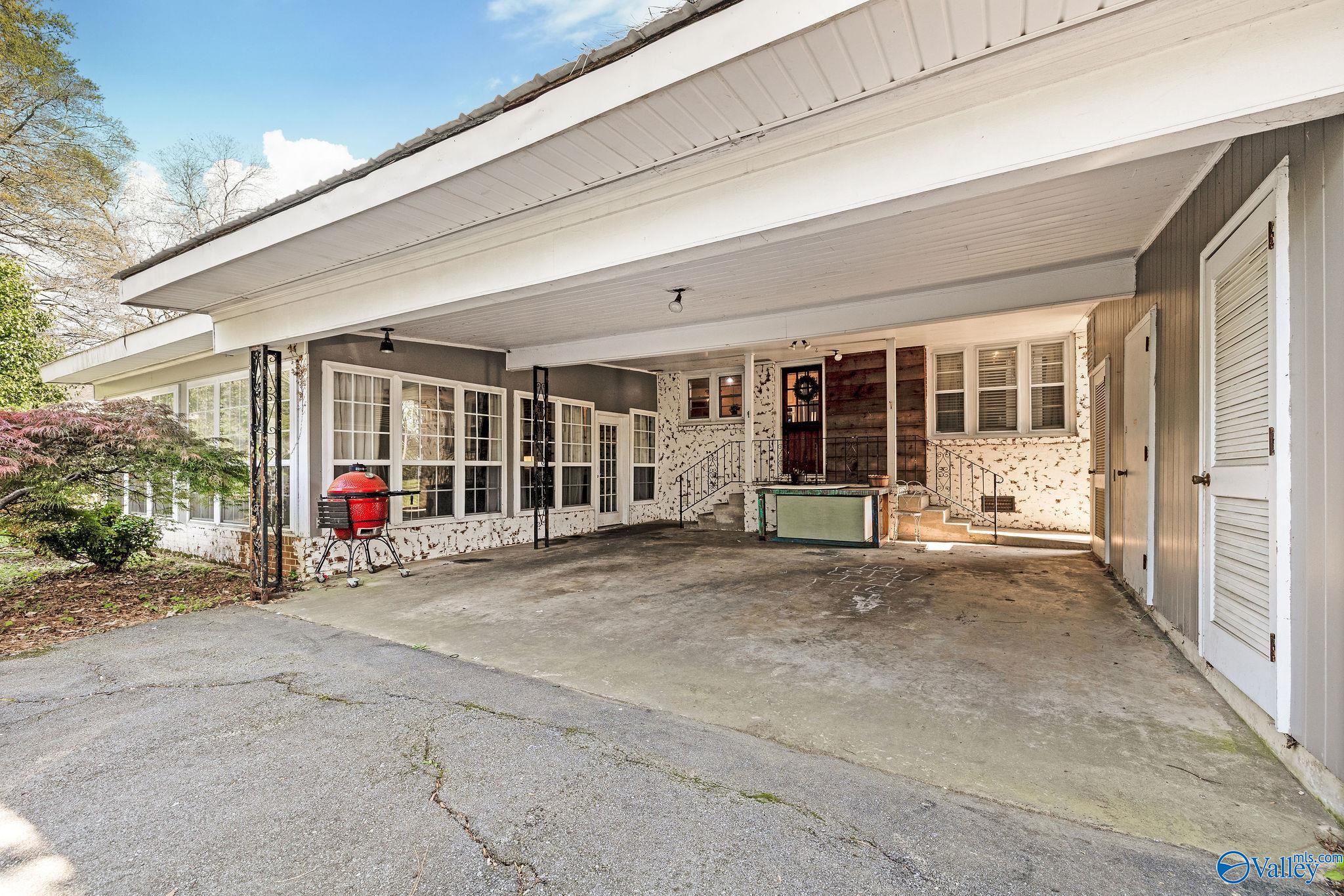 307 West Mann Avenue