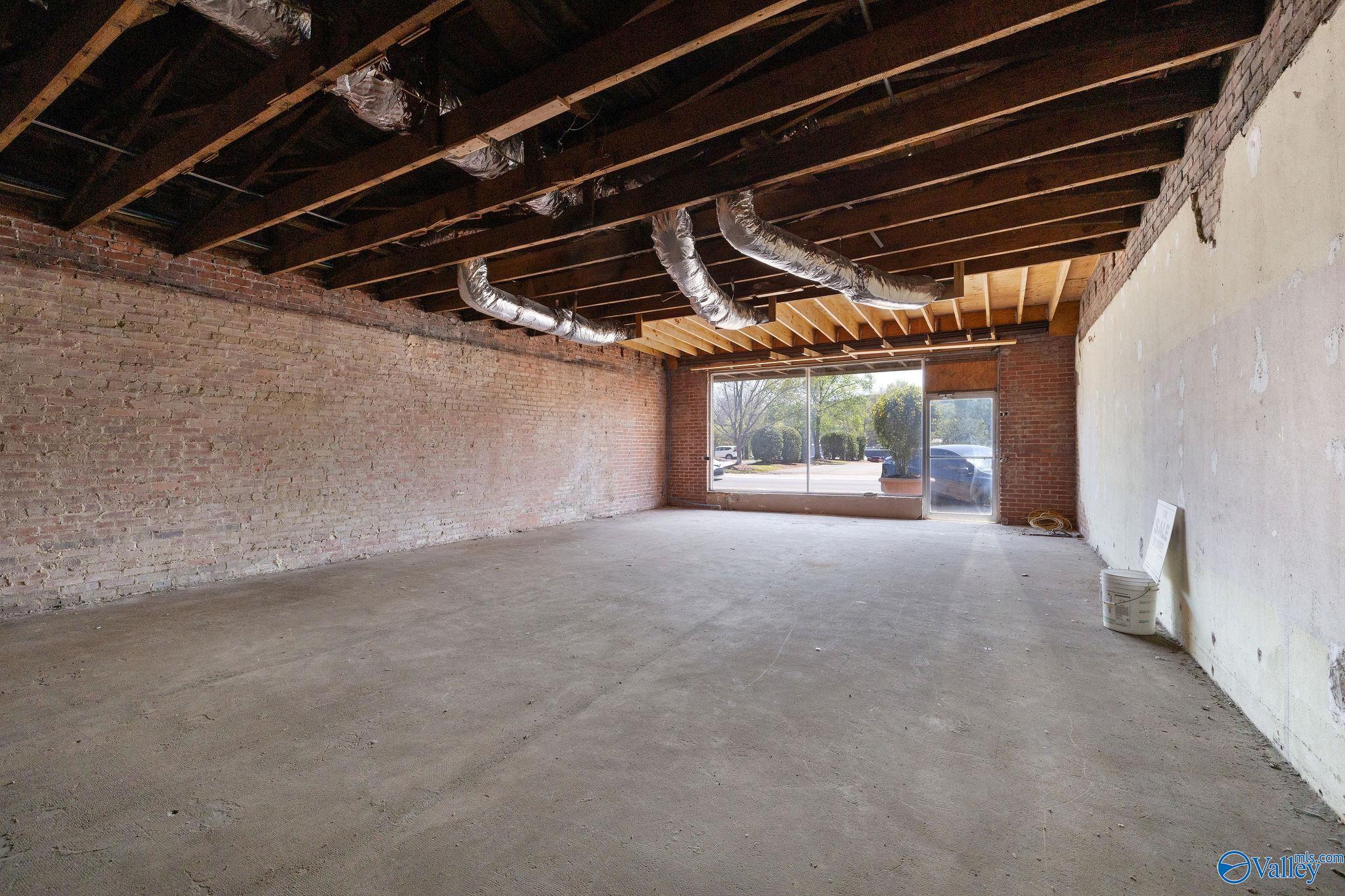 1322 Gunter Avenue