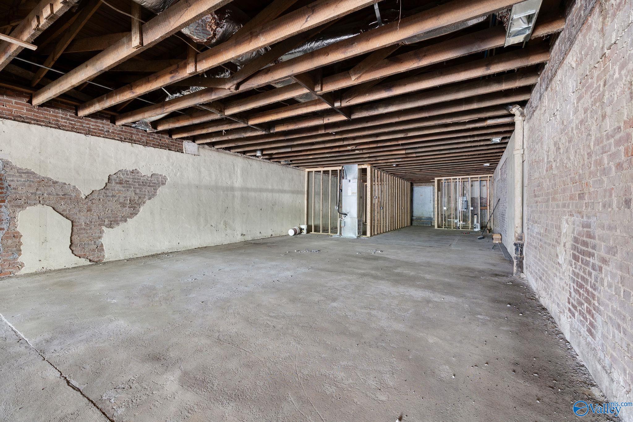1322 Gunter Avenue