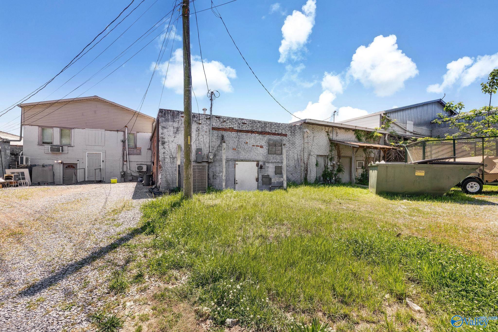 1322 Gunter Avenue