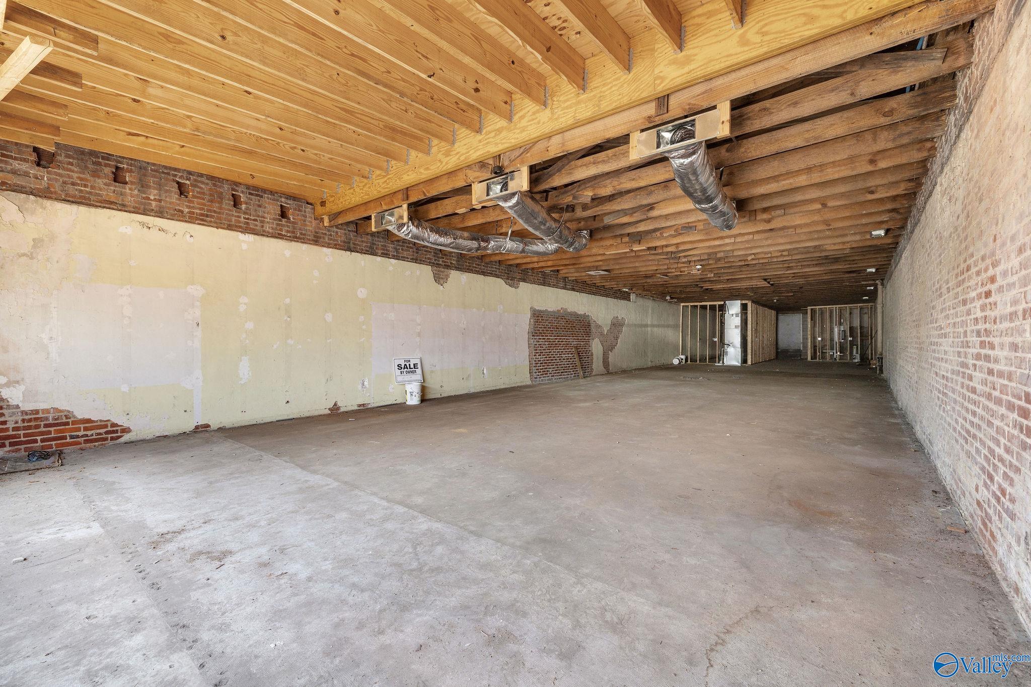 1322 Gunter Avenue