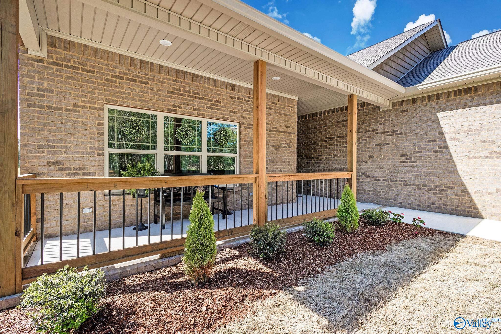 1212 Bruce Road
