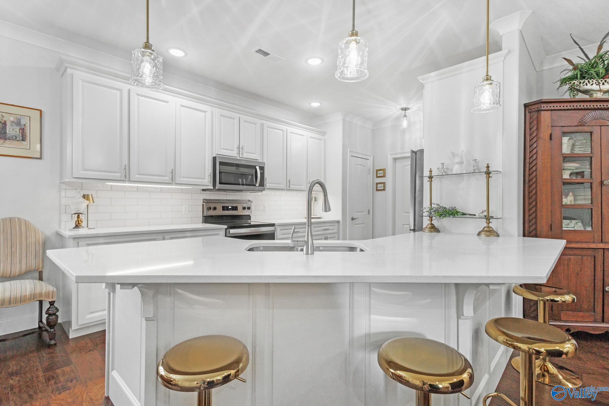 1212 Bruce Road