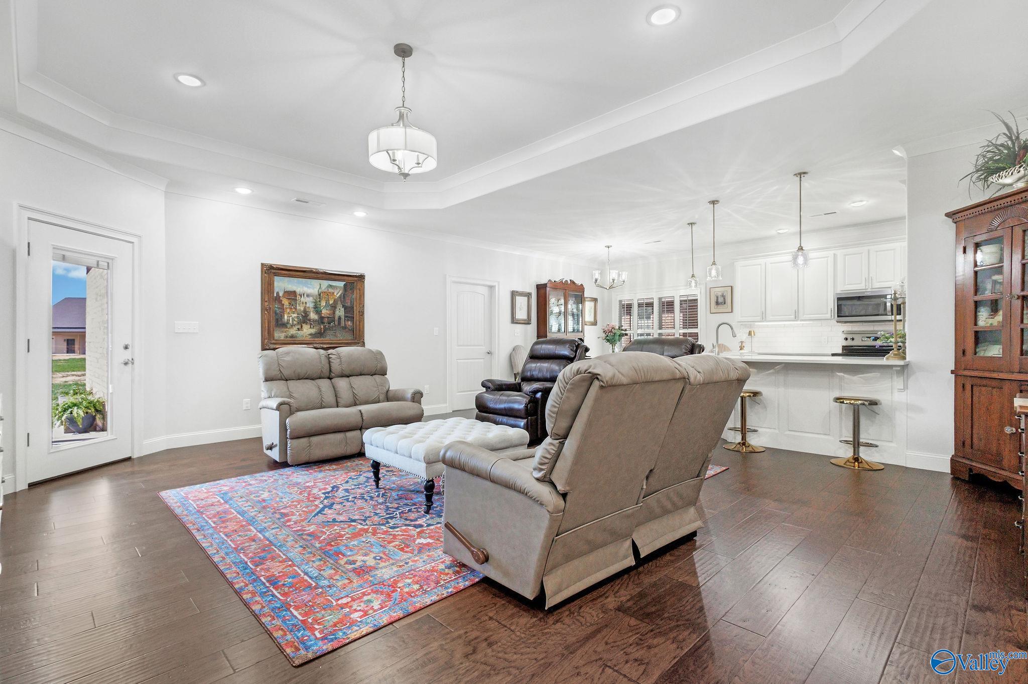 1212 Bruce Road