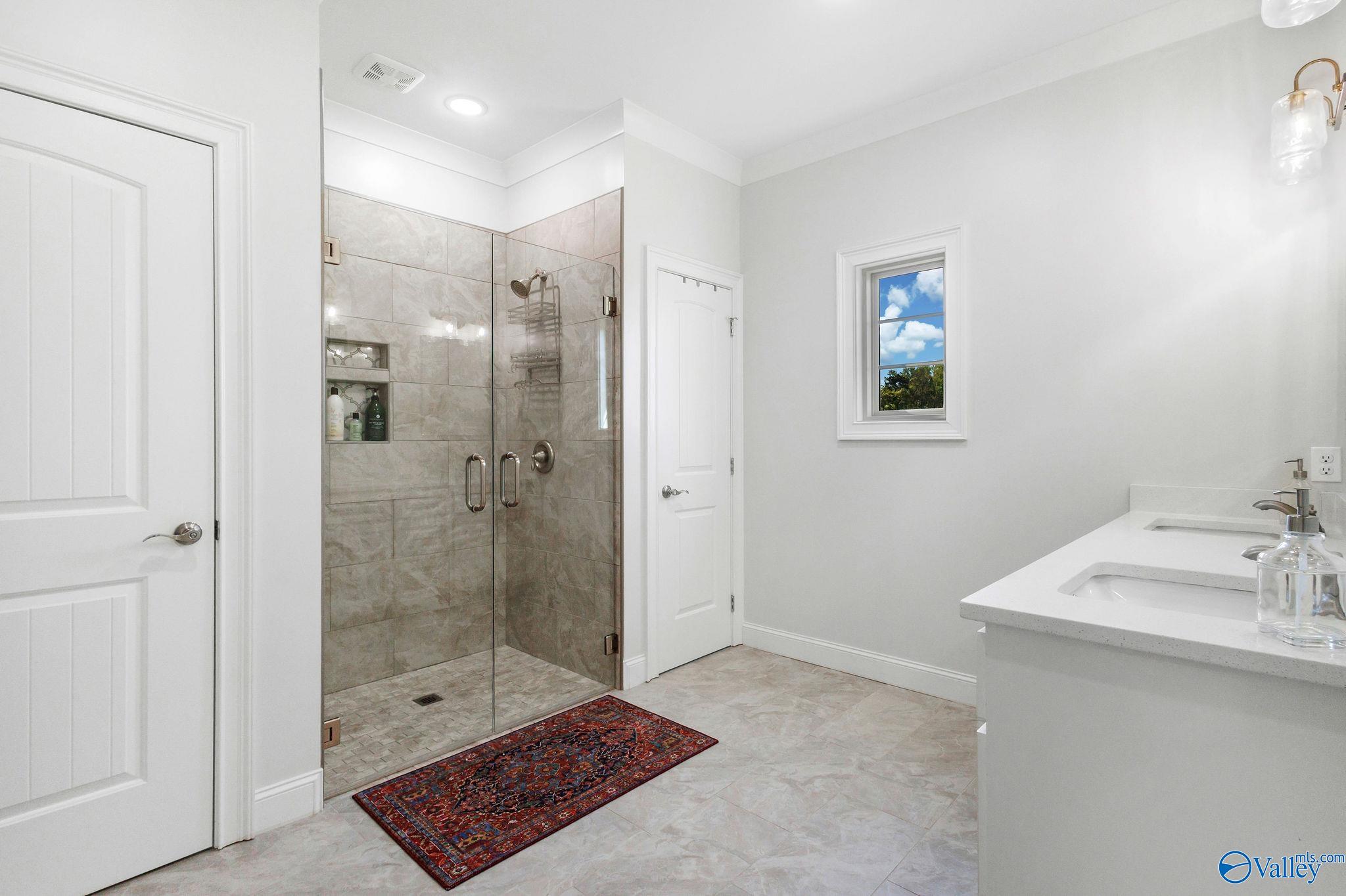1212 Bruce Road