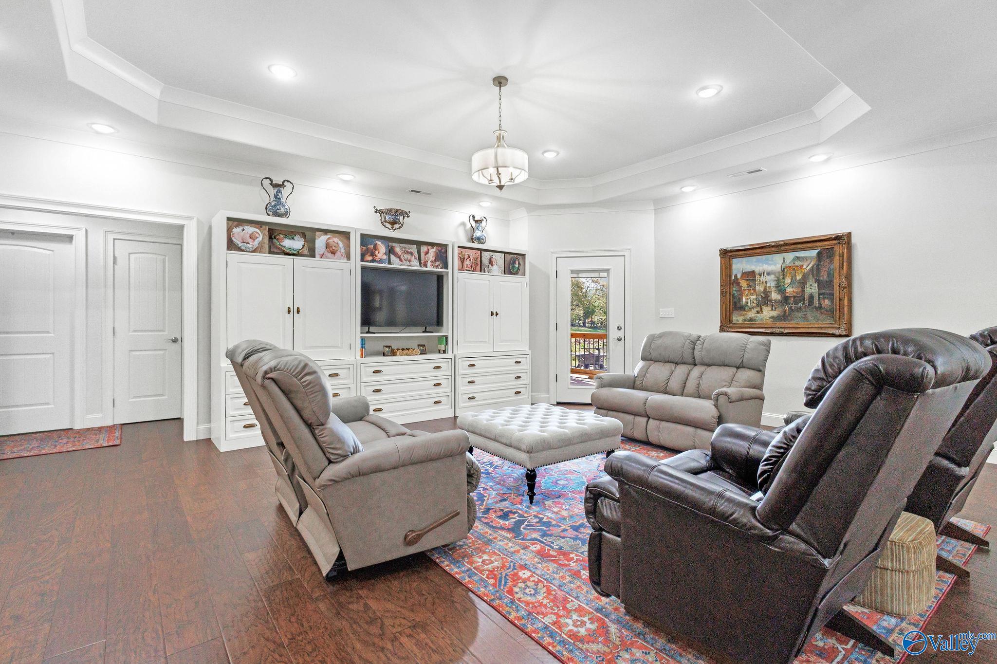 1212 Bruce Road