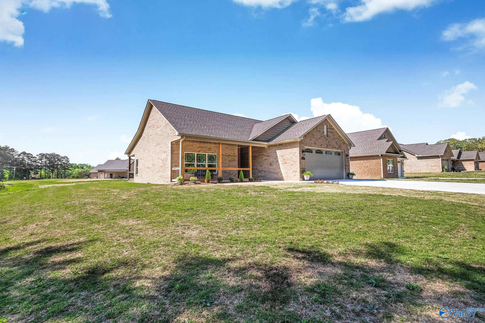 1212 Bruce Road