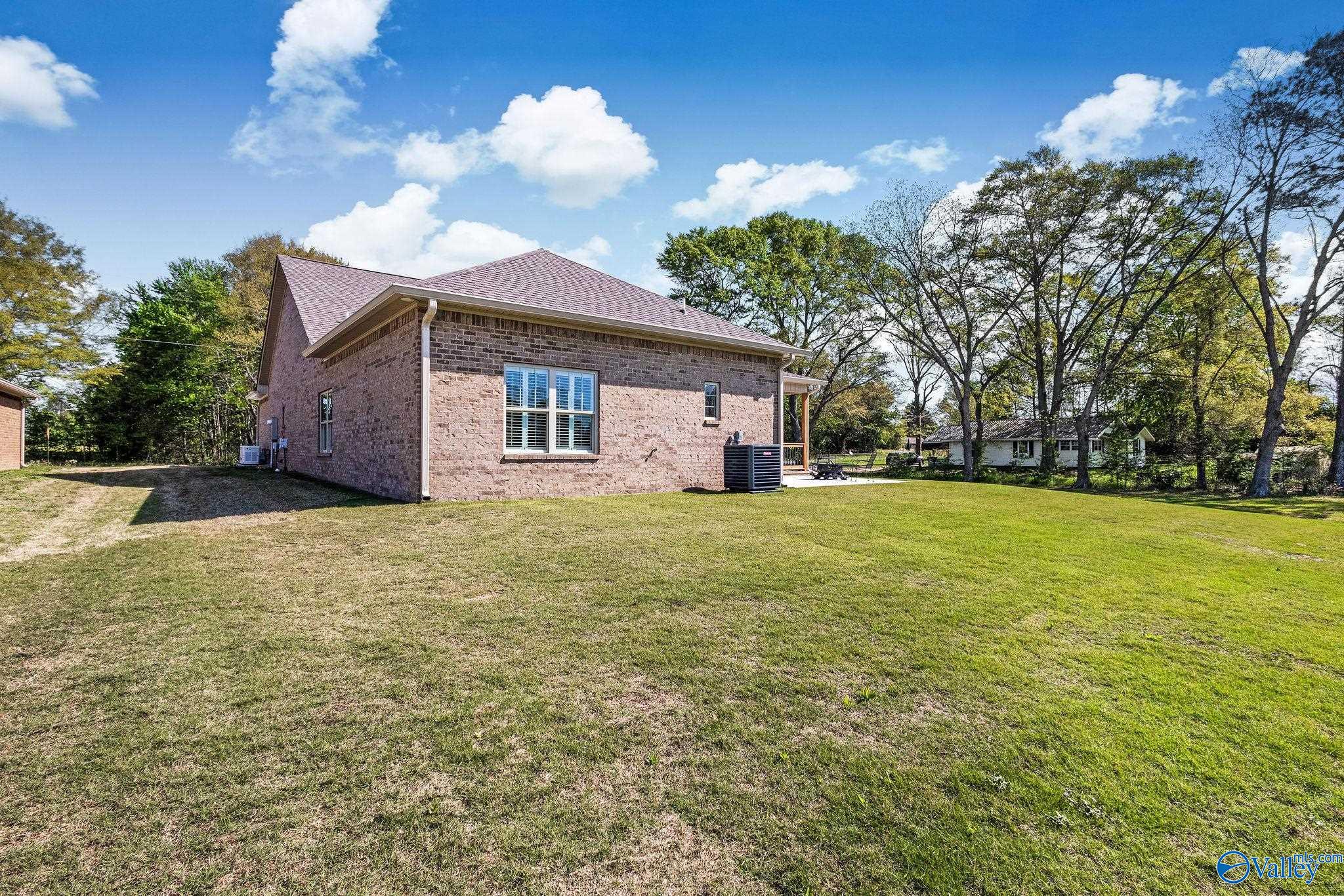 1212 Bruce Road