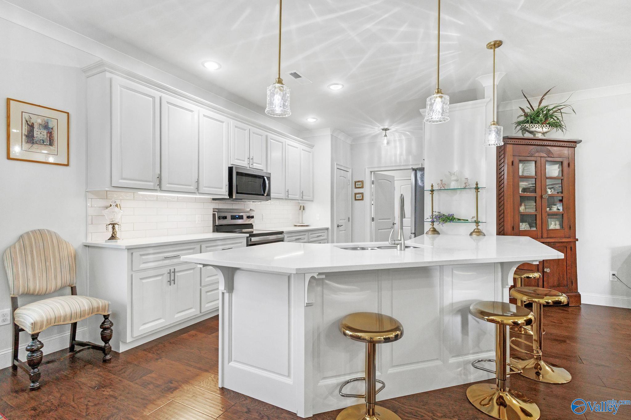 1212 Bruce Road