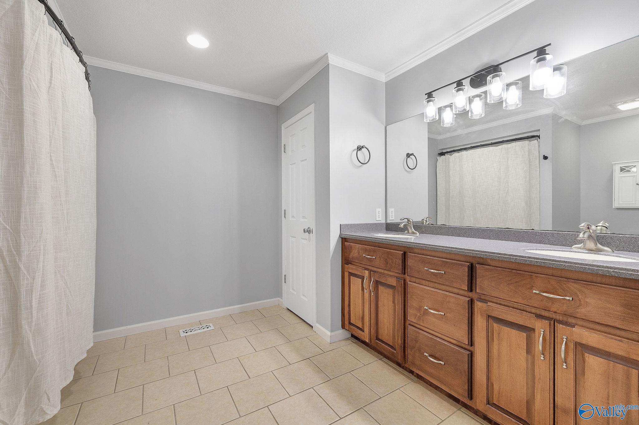 108 Ledbetter Lane