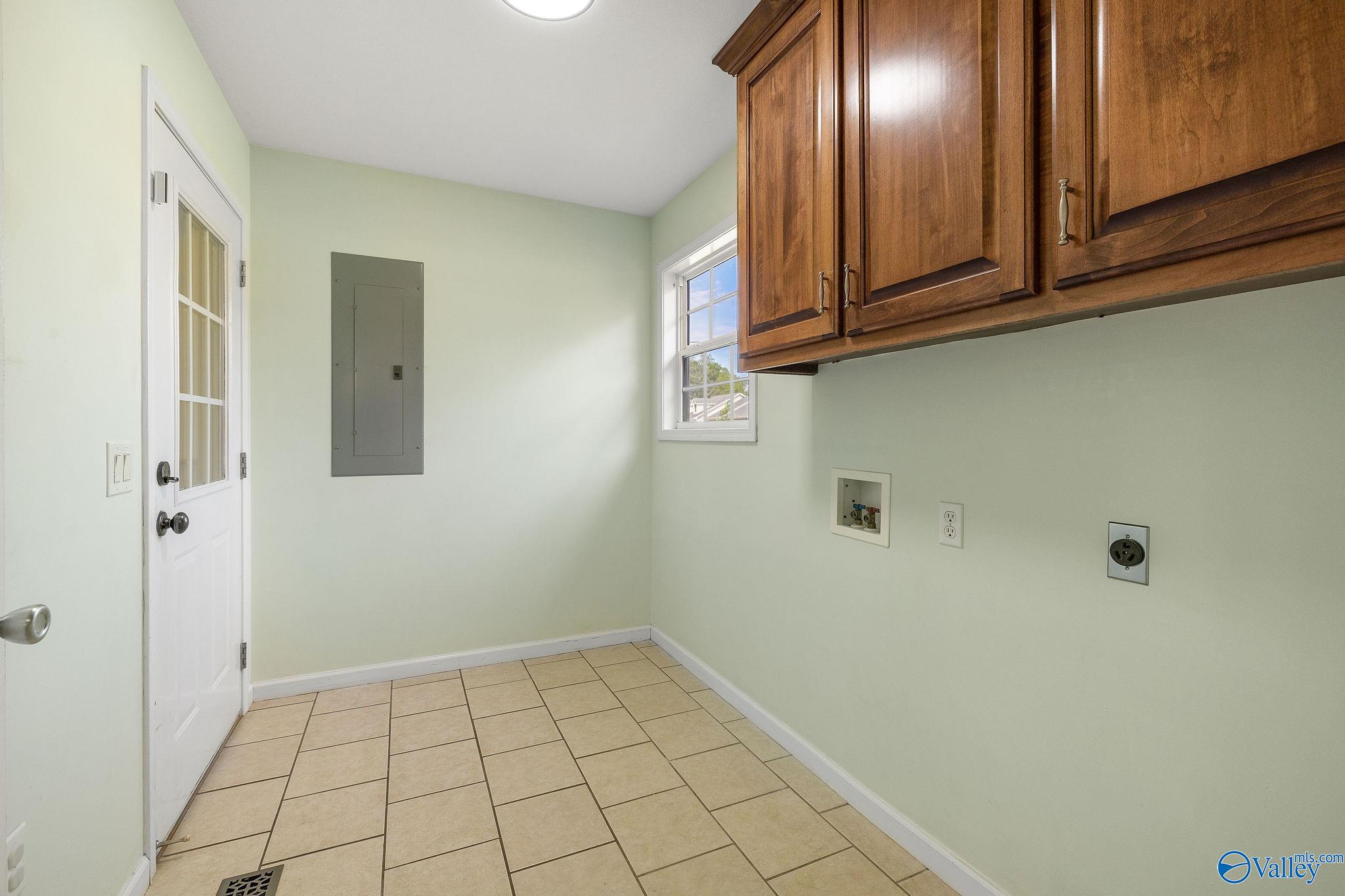 108 Ledbetter Lane
