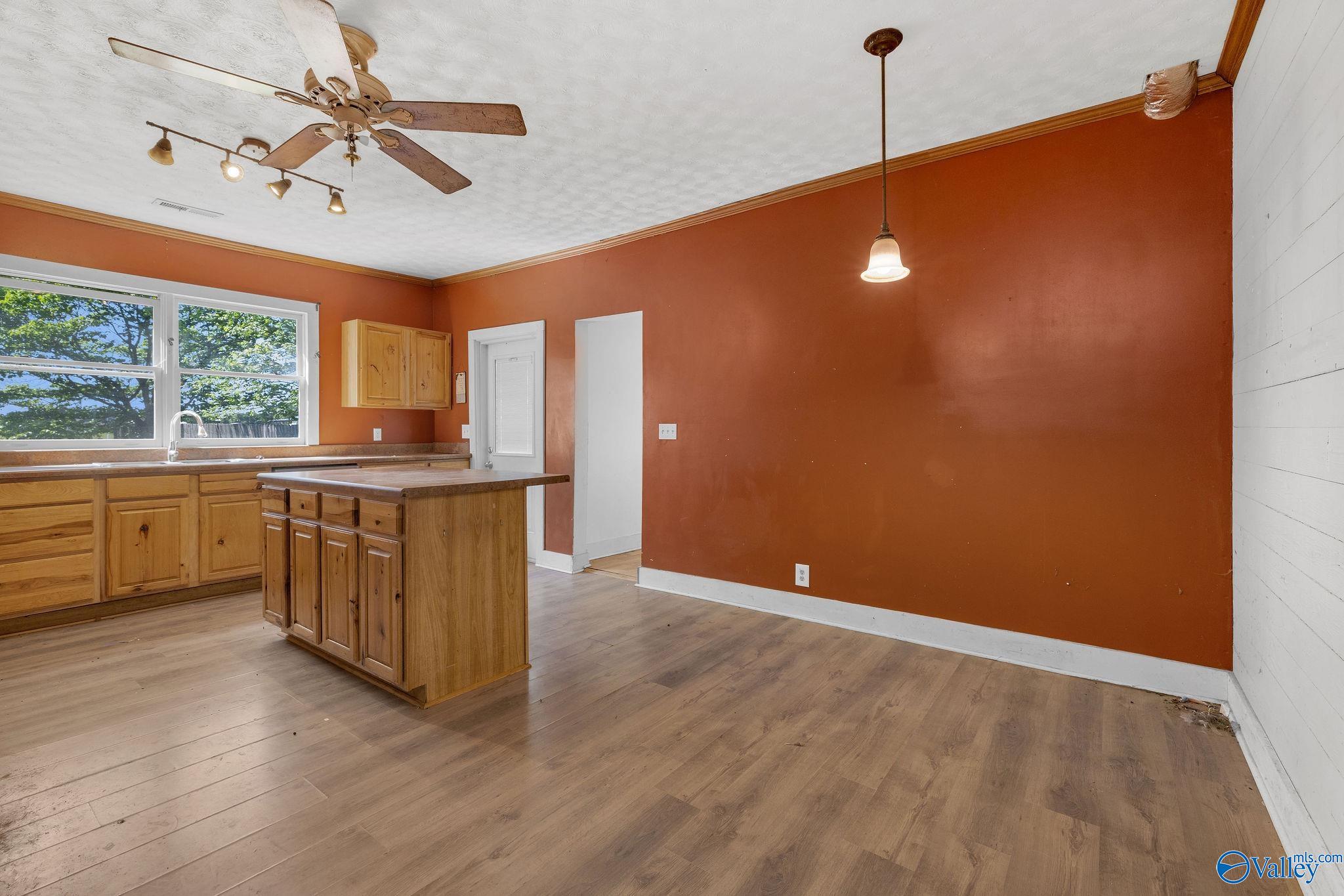 216 Hustleville Road