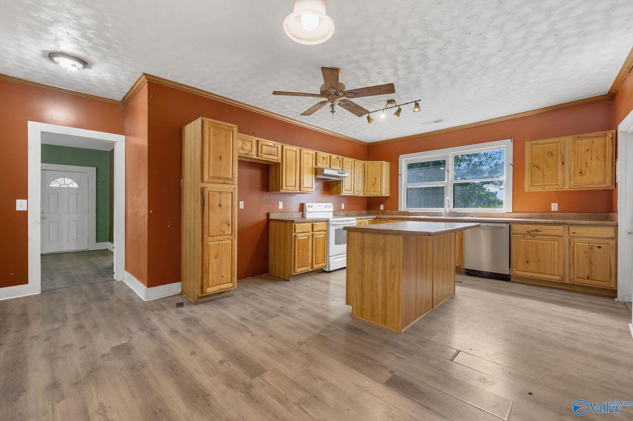 216 Hustleville Road