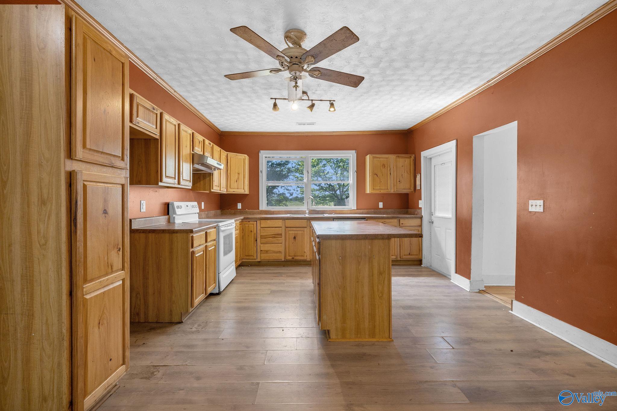 216 Hustleville Road