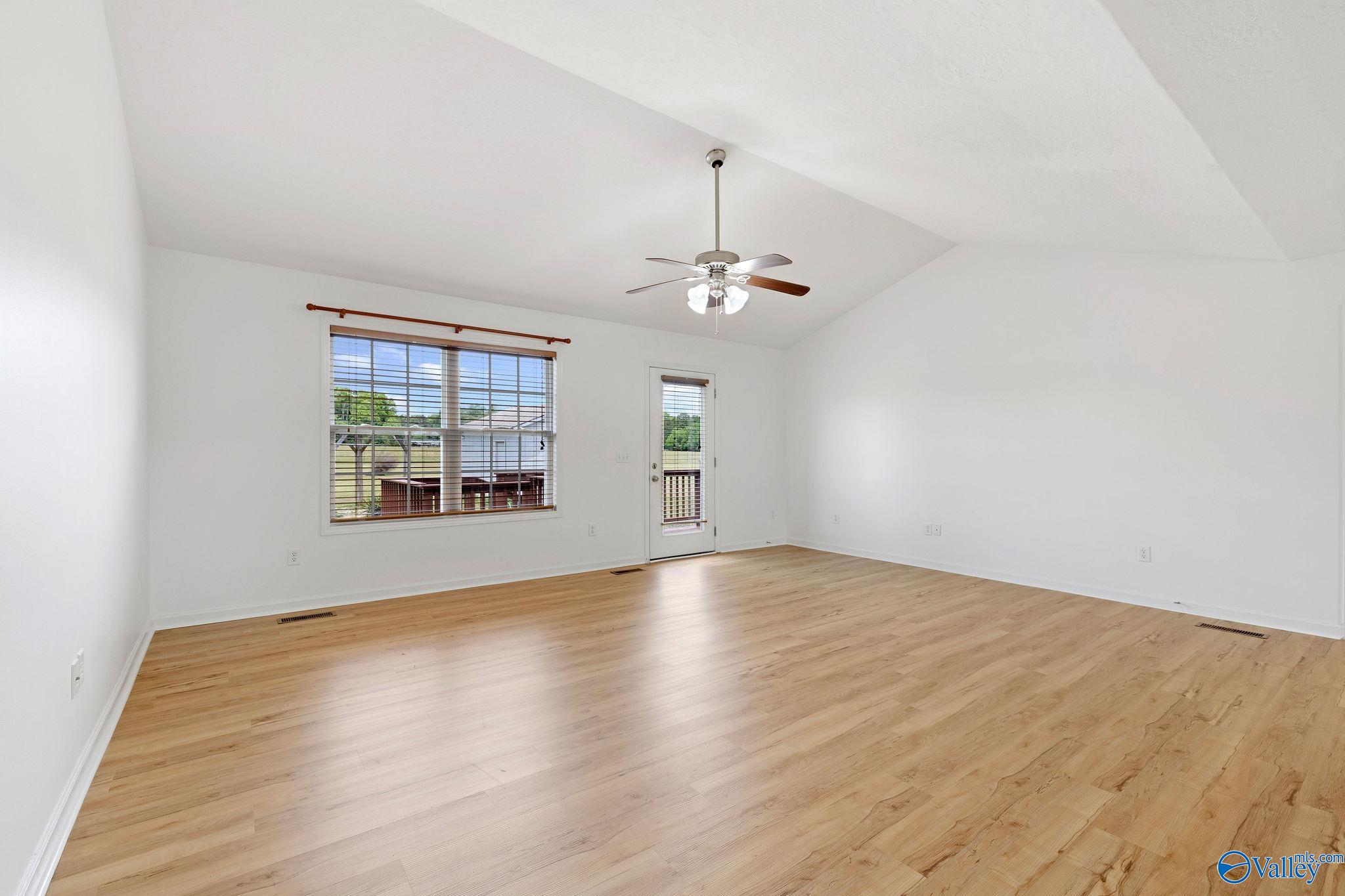 257 Land Circle