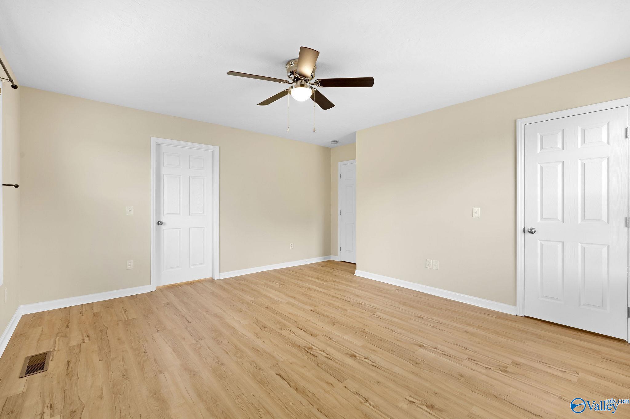 257 Land Circle