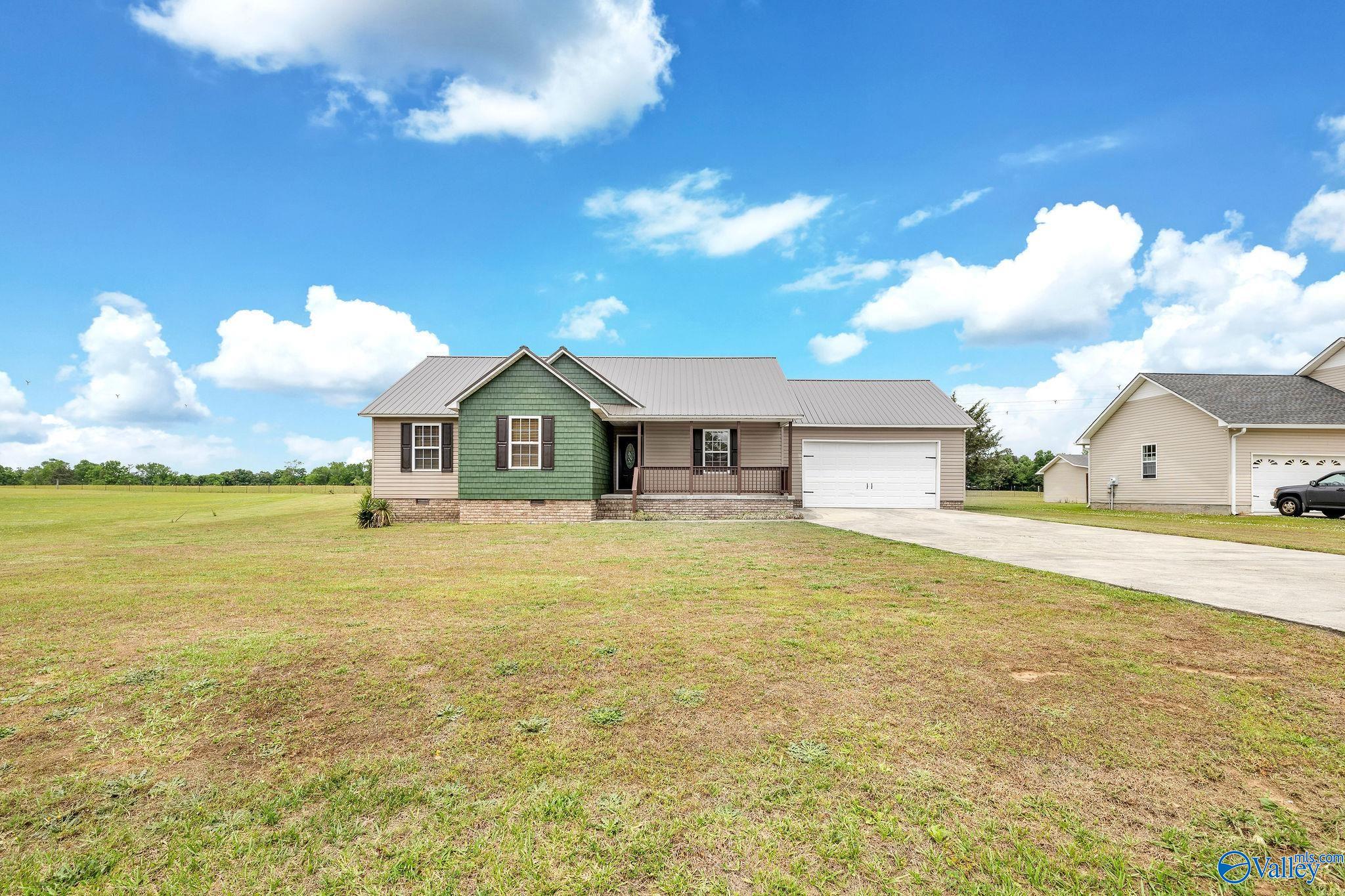 257 Land Circle