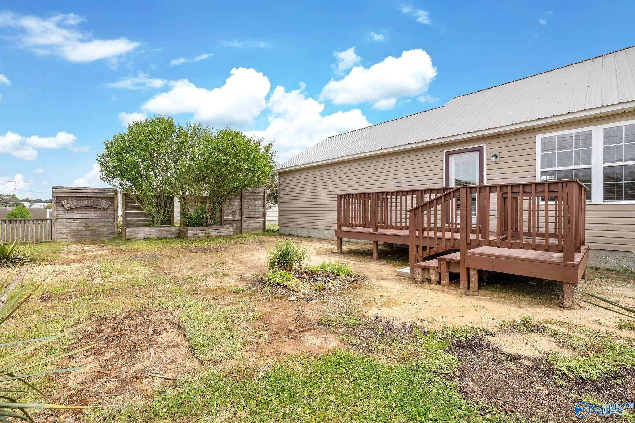 257 Land Circle