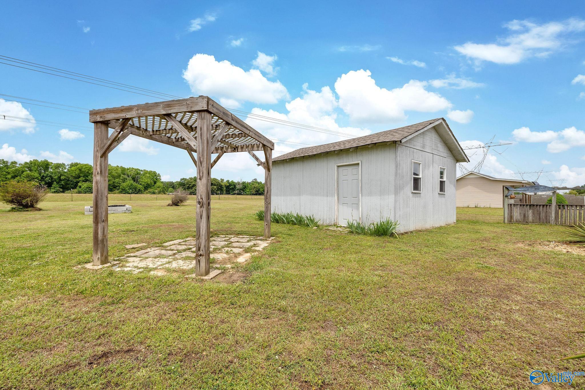 257 Land Circle